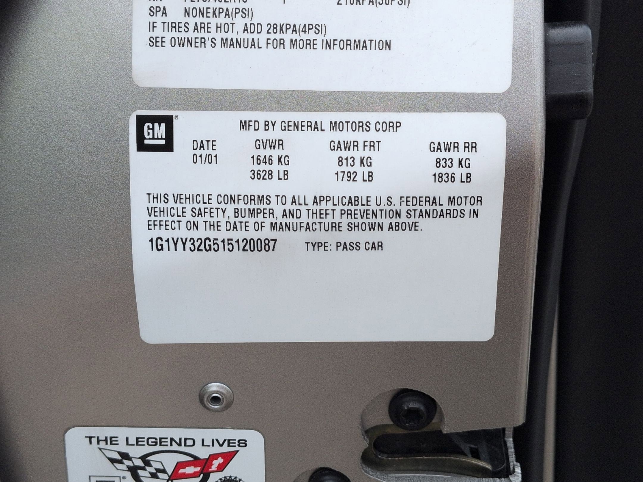 2001 Chevrolet Corvette BASE 2DR C