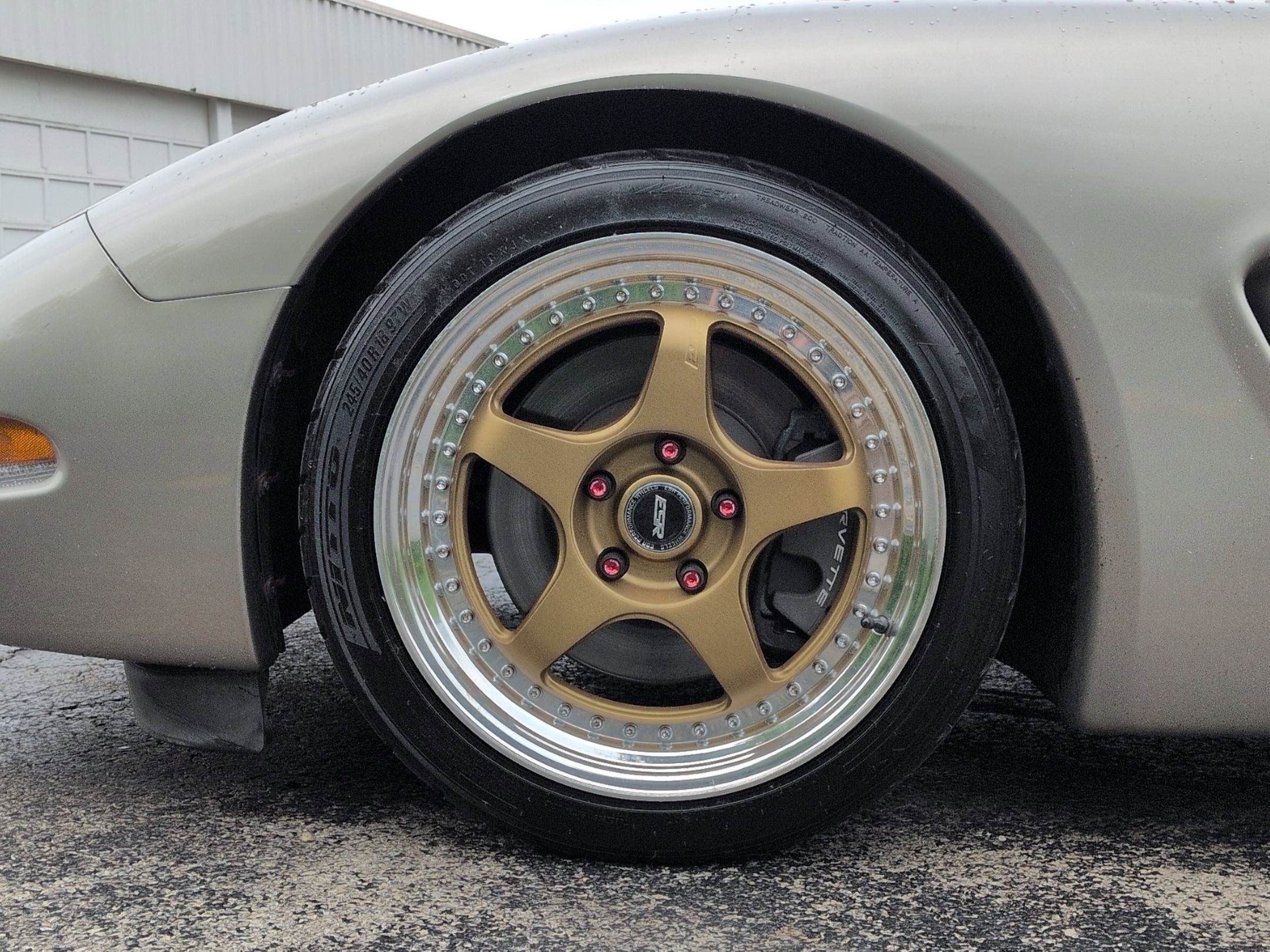 2001 Chevrolet Corvette BASE 2DR C