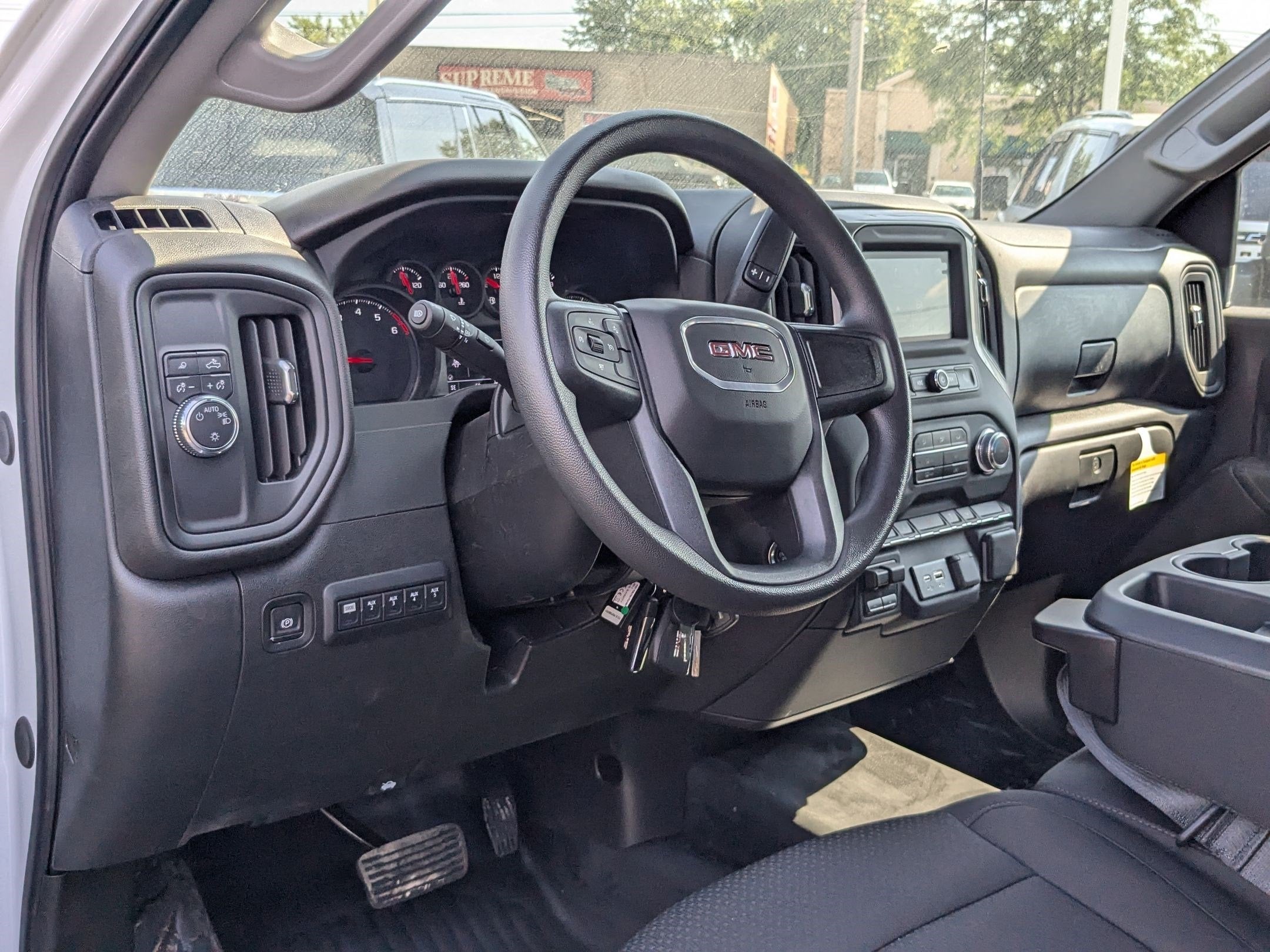 2024 GMC Sierra 2500 HD Pro