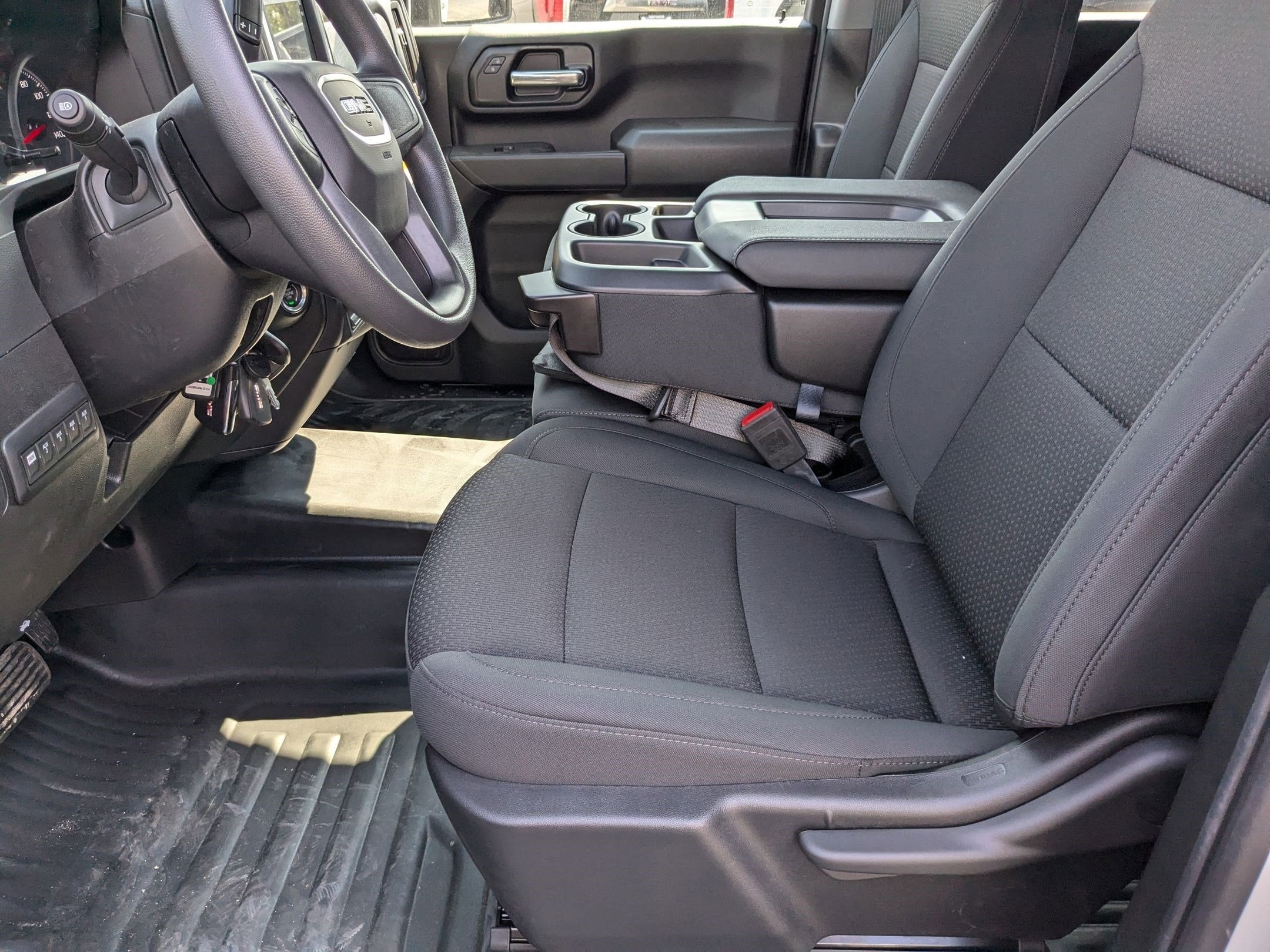 2024 GMC Sierra 2500 HD Pro