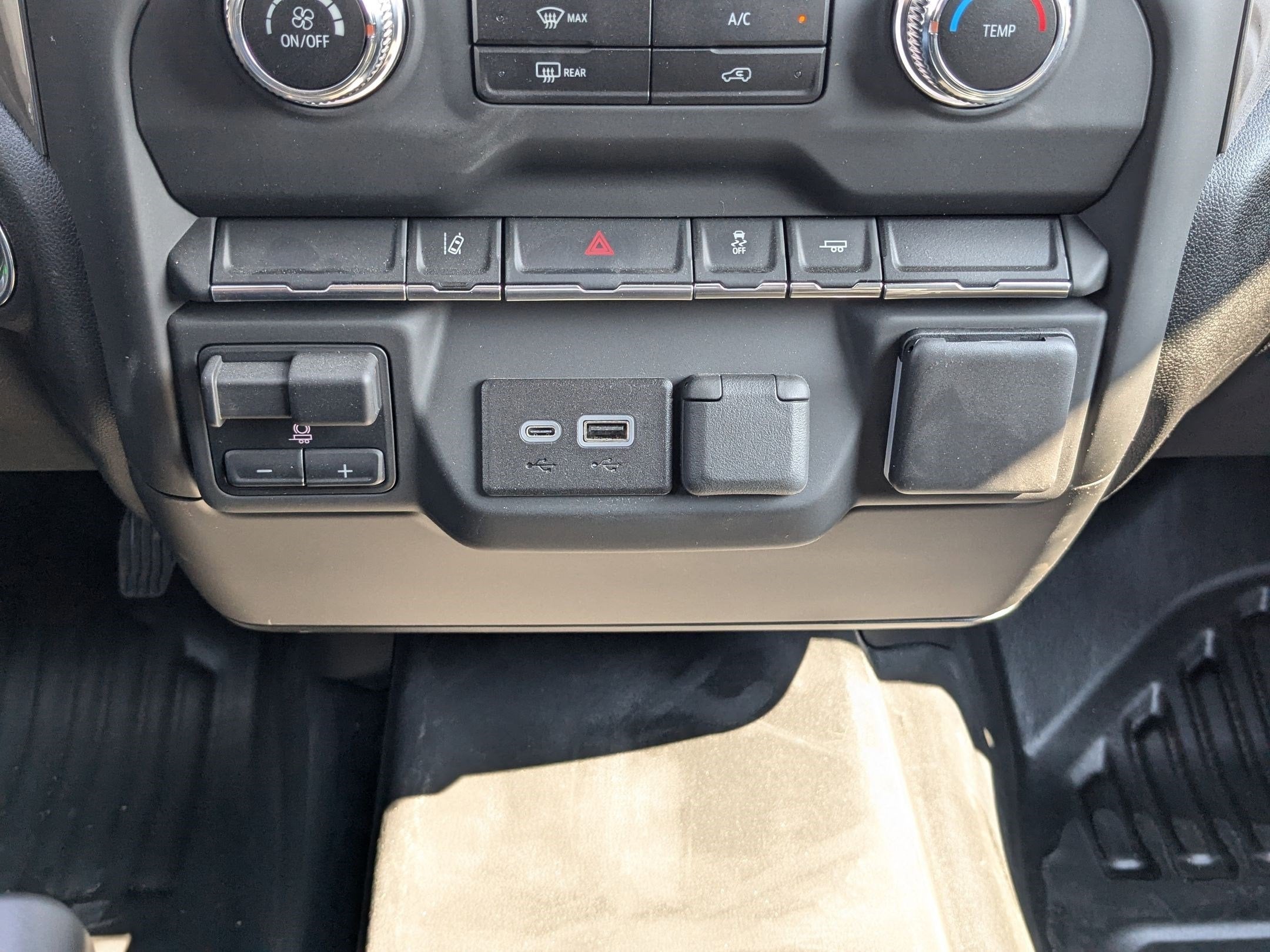 2024 GMC Sierra 2500 HD Pro