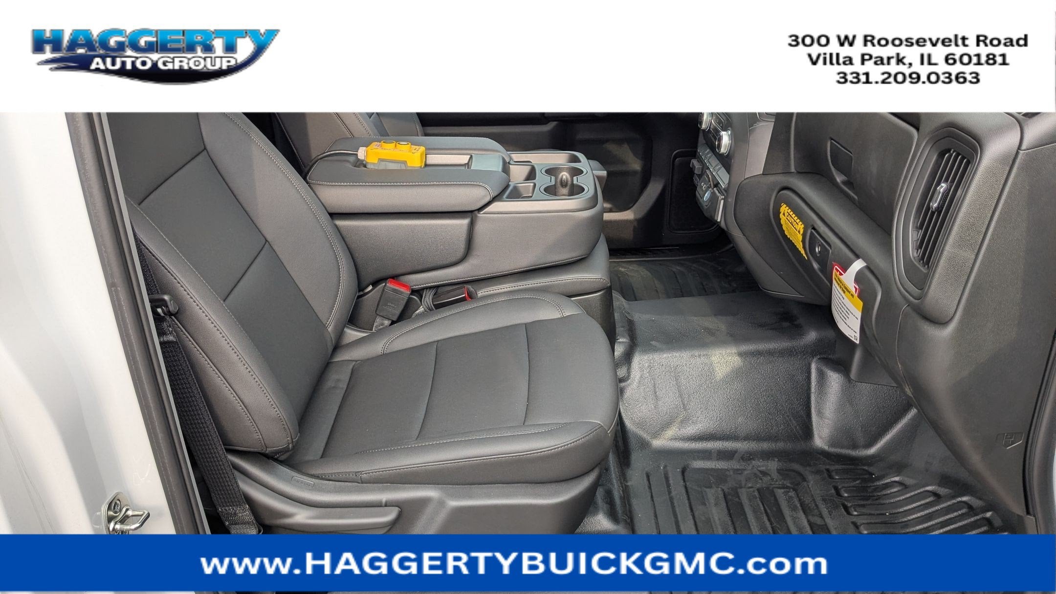 2025 GMC Sierra 3500 HD Chassis Cab Pro