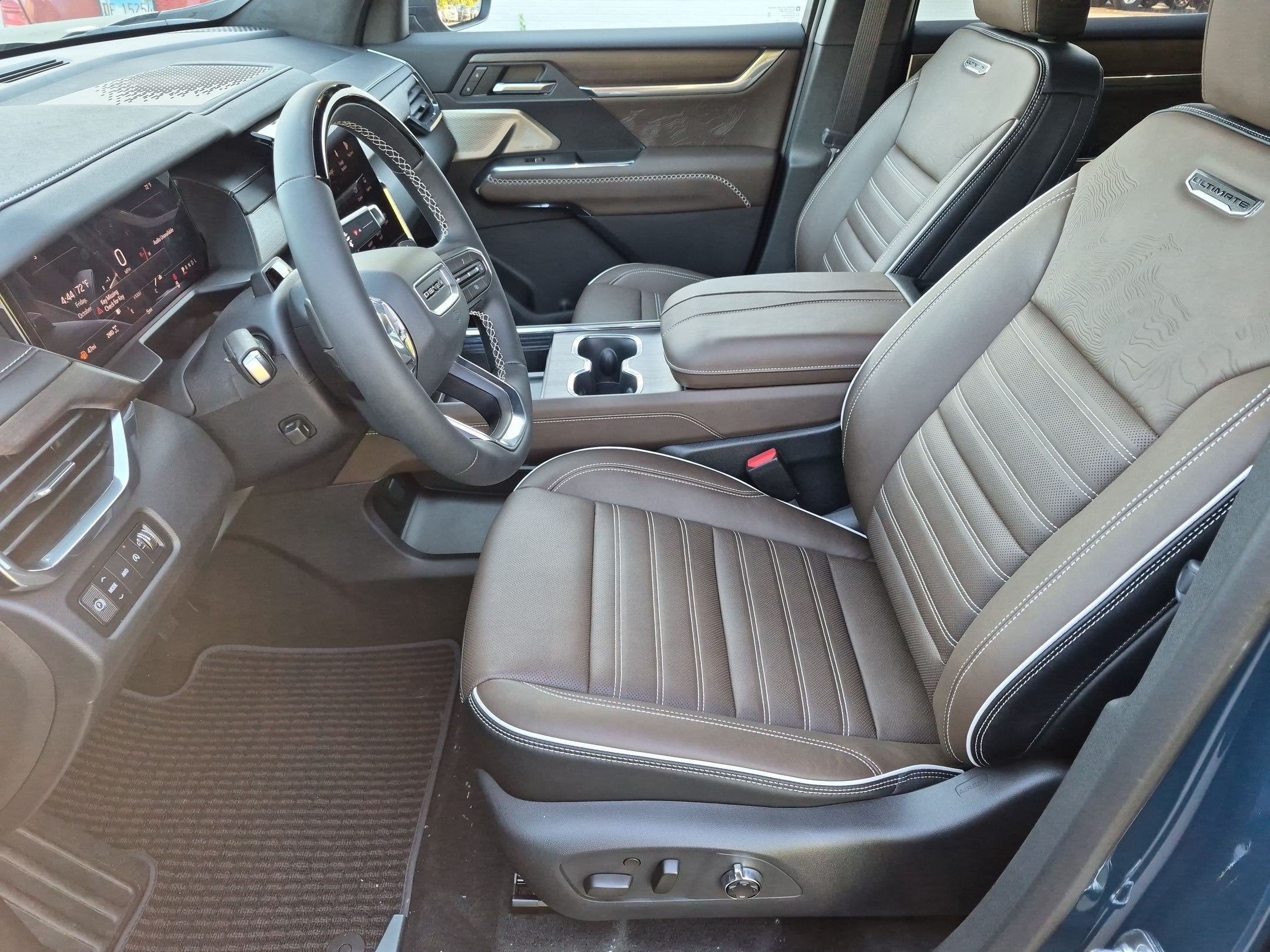 2027 GMC Acadia Denali Ultimate