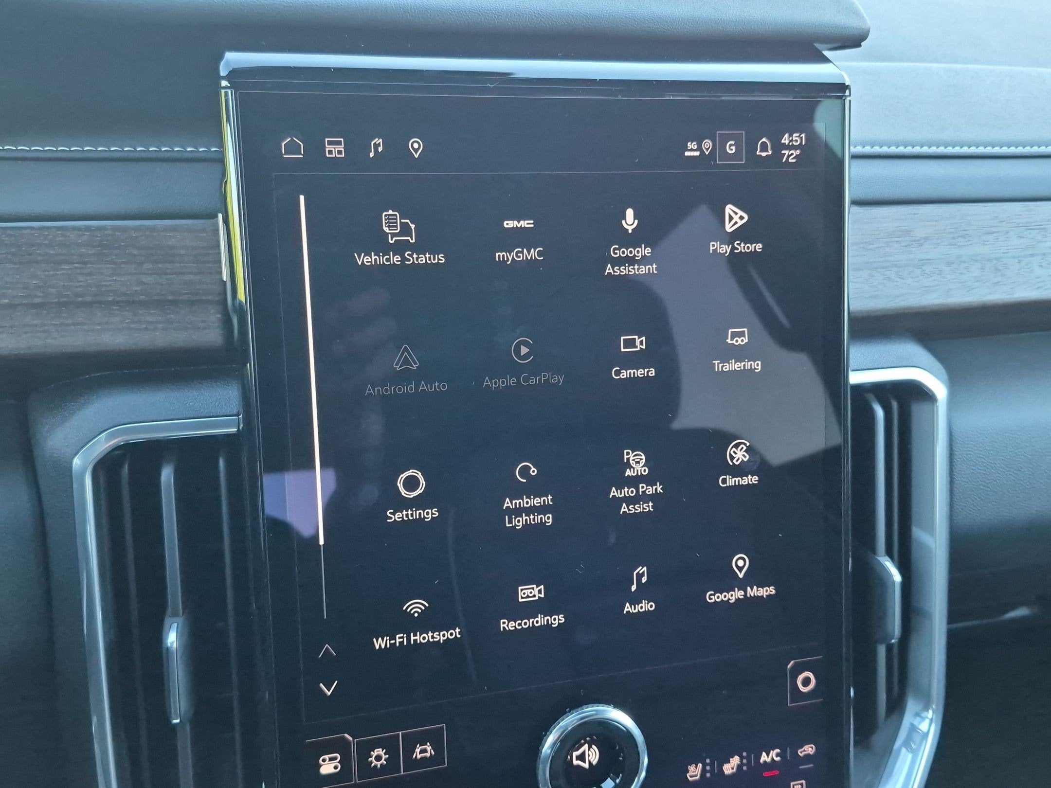 2027 GMC Acadia Denali Ultimate