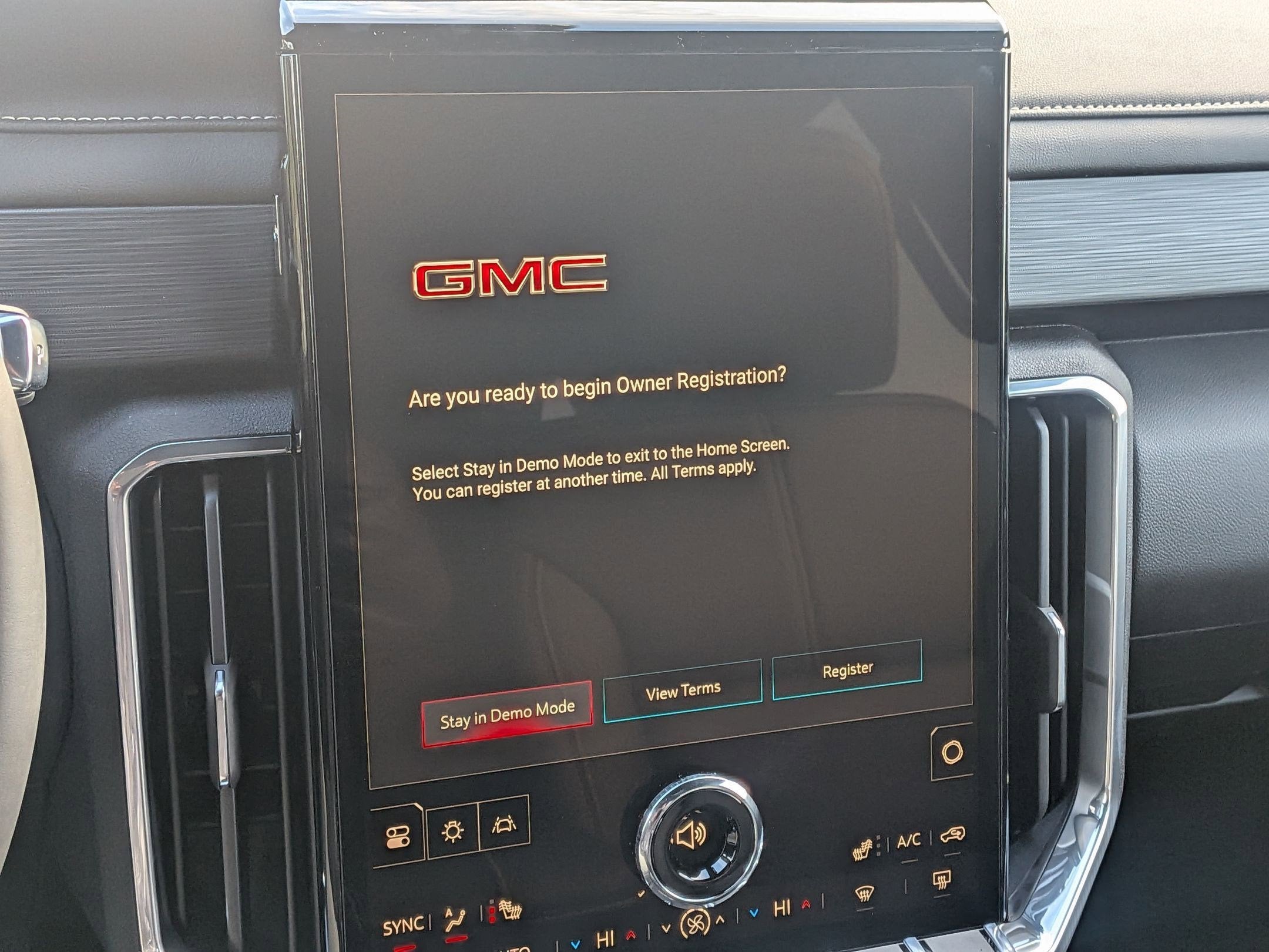 2026 GMC Acadia Elevation