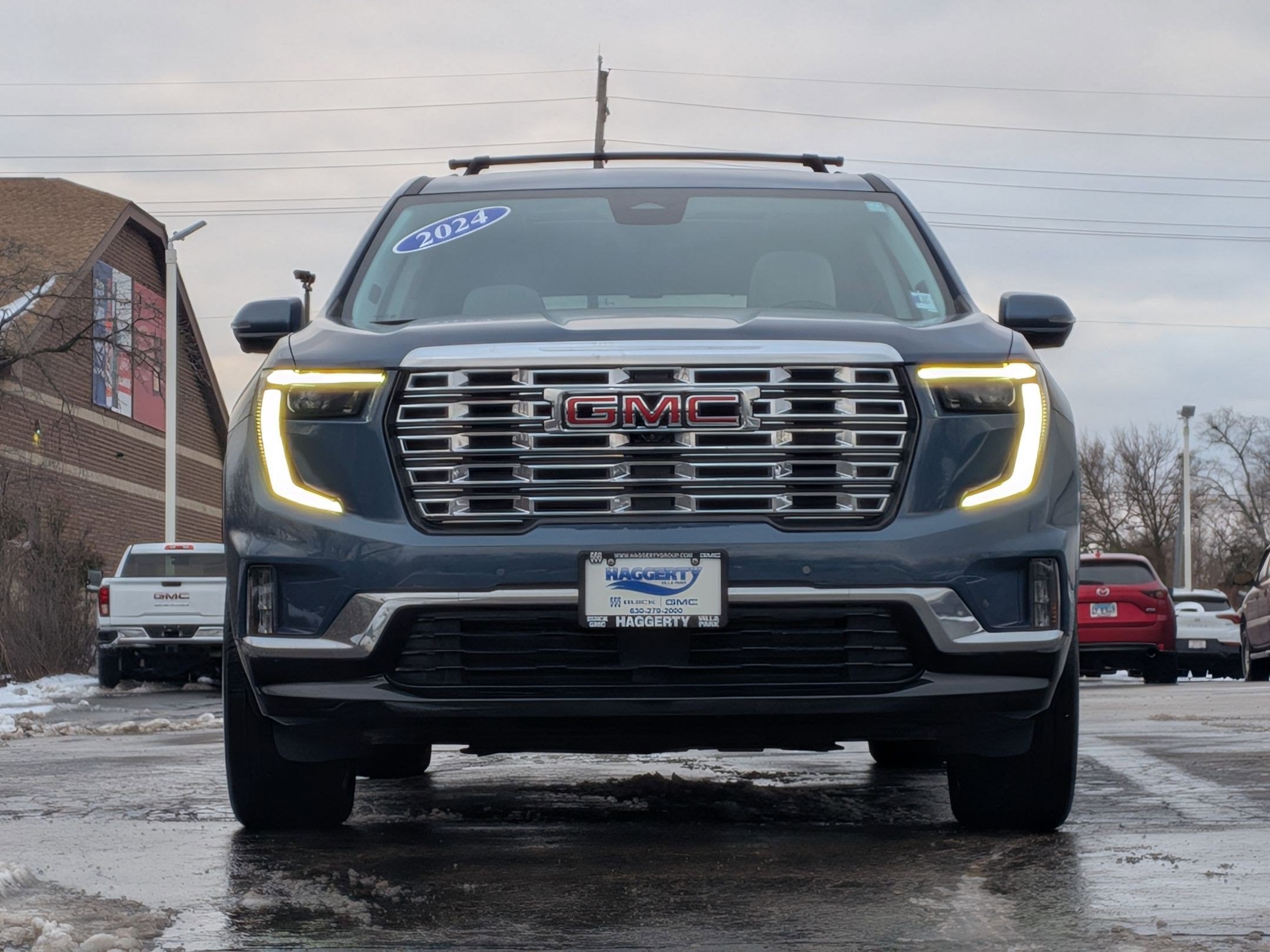2024 GMC Acadia Denali