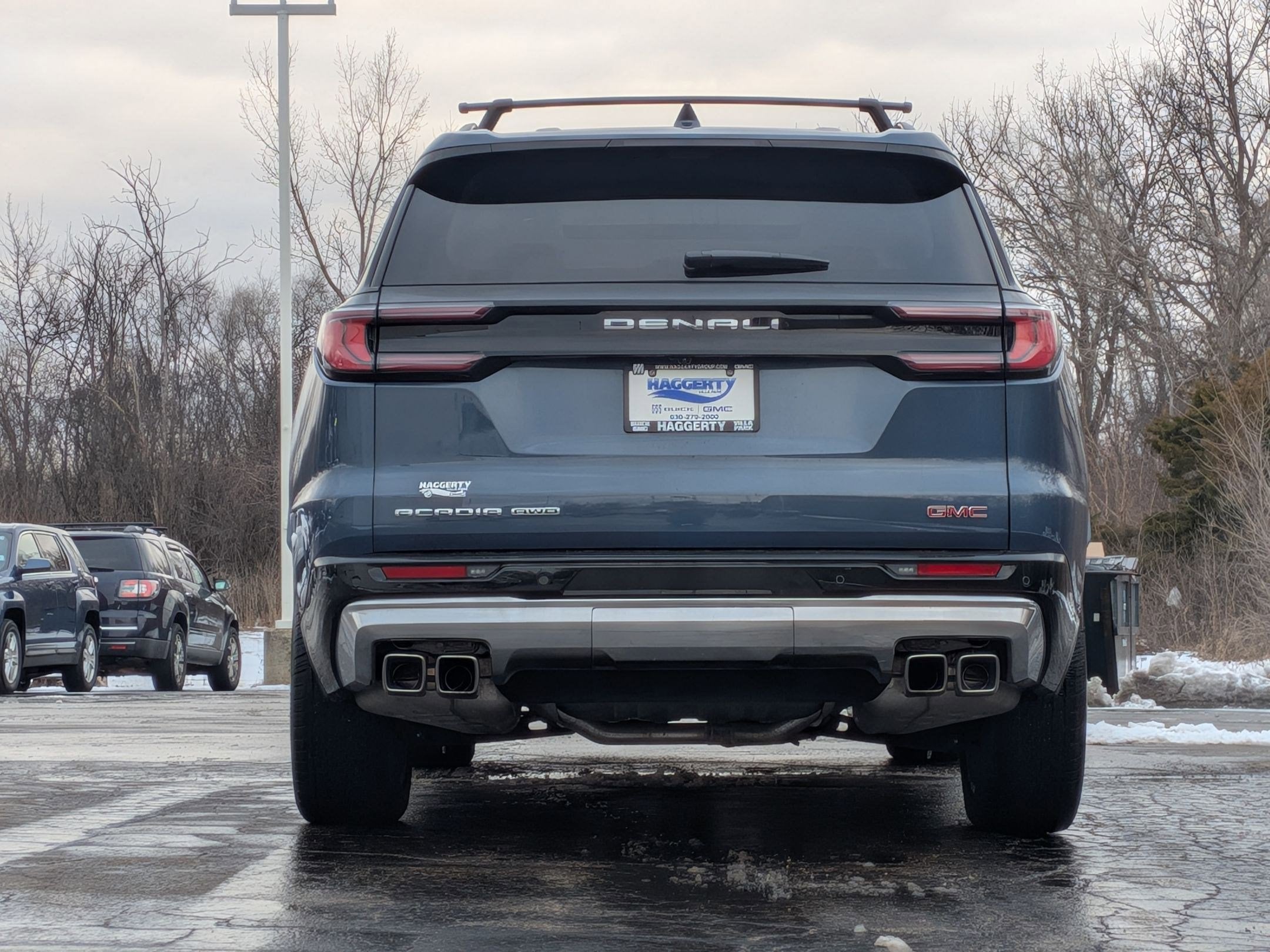2024 GMC Acadia Denali