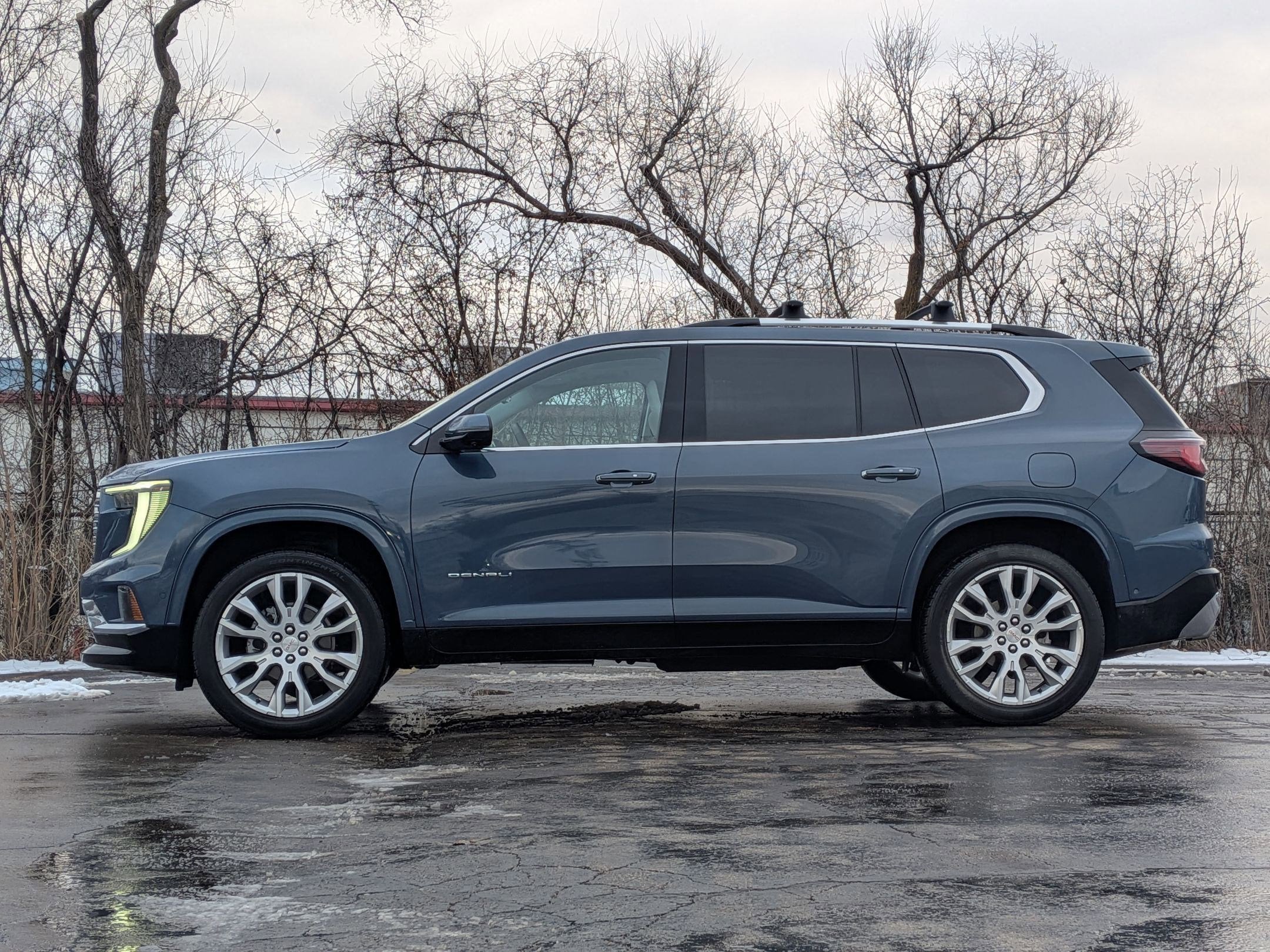 2024 GMC Acadia Denali