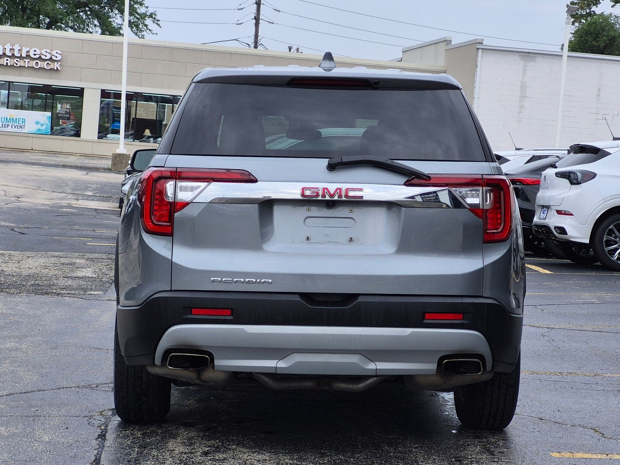 2023 GMC Acadia SLE