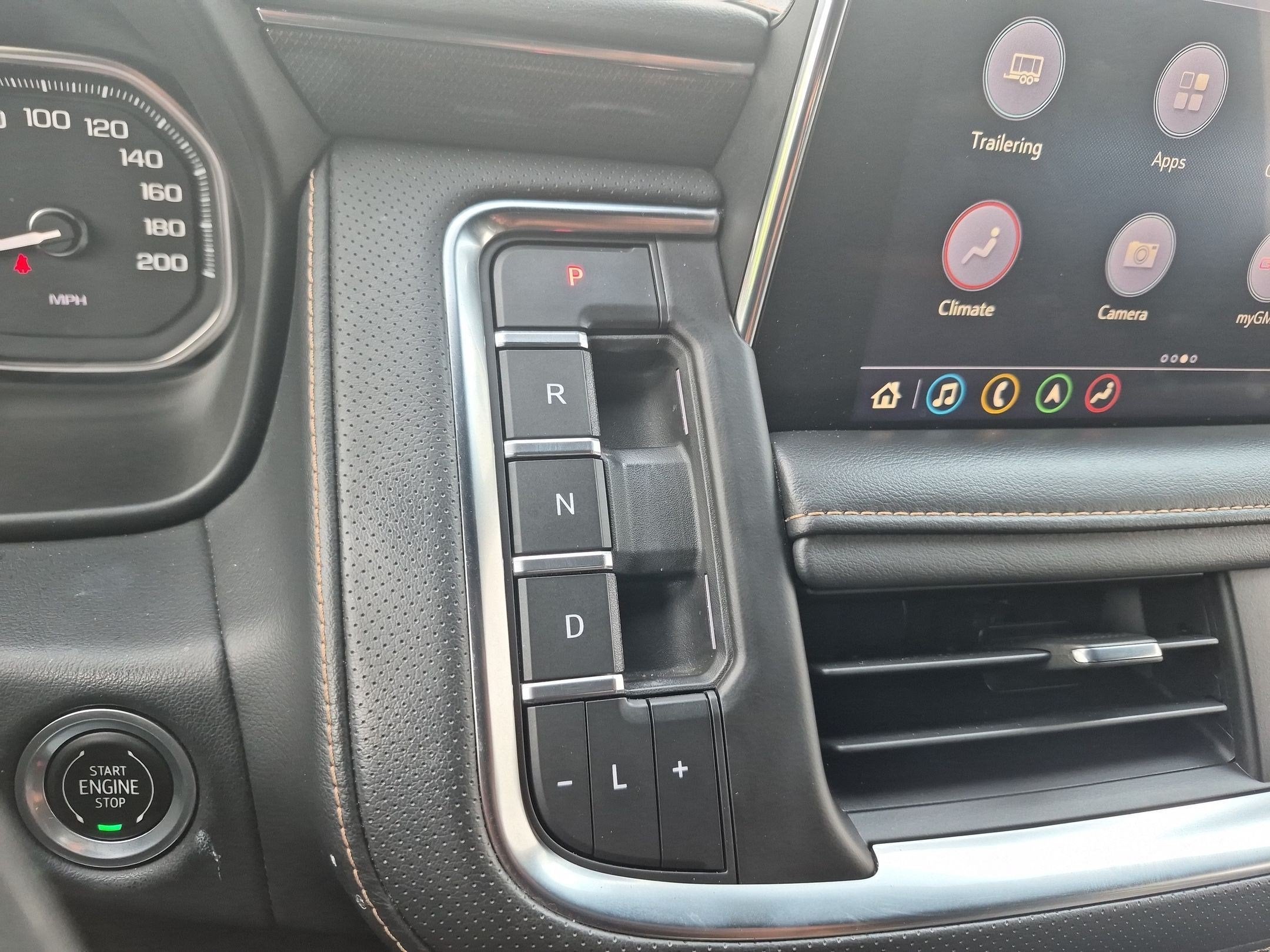 2021 GMC Yukon AT4