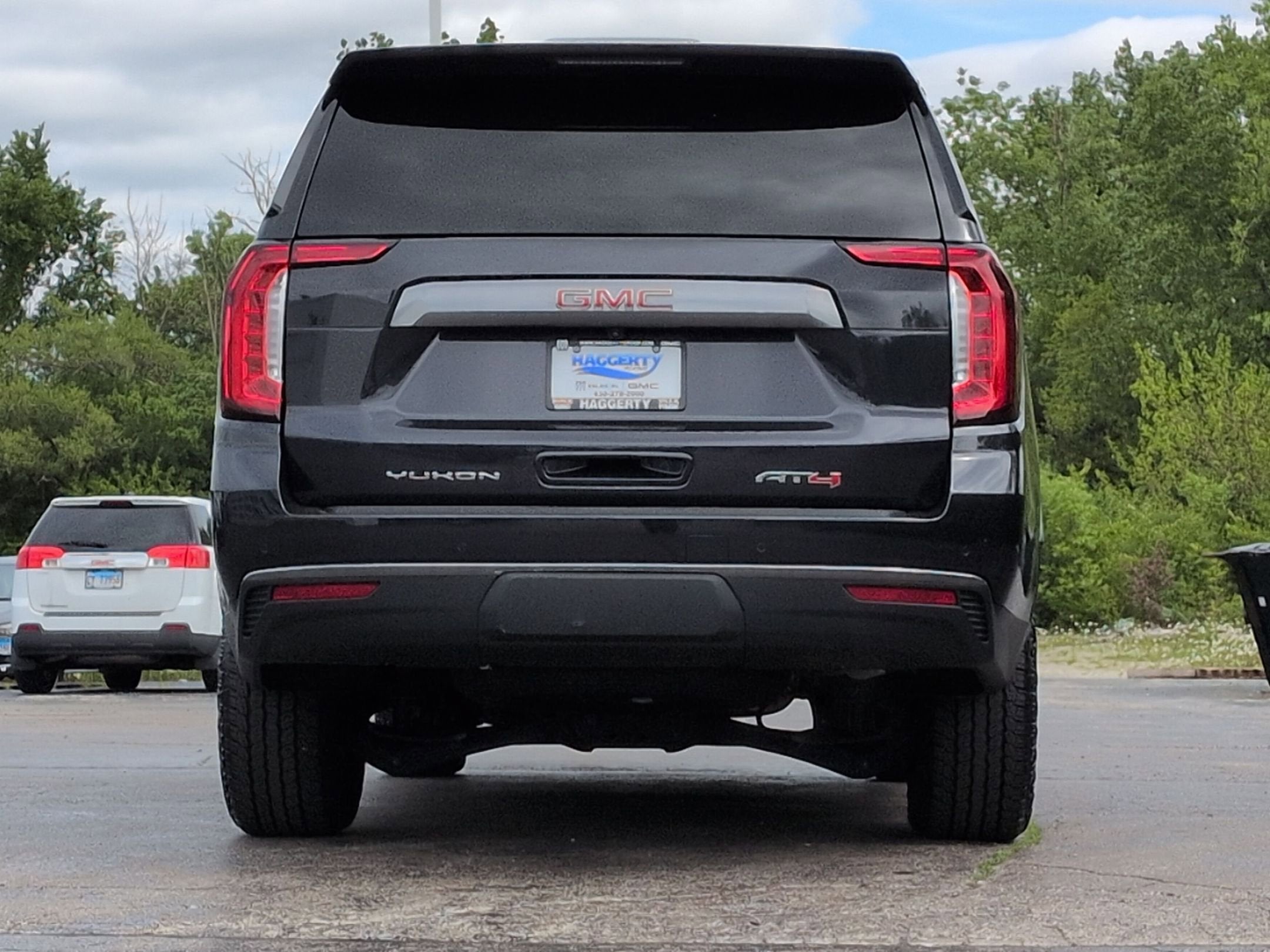 2023 GMC Yukon AT4