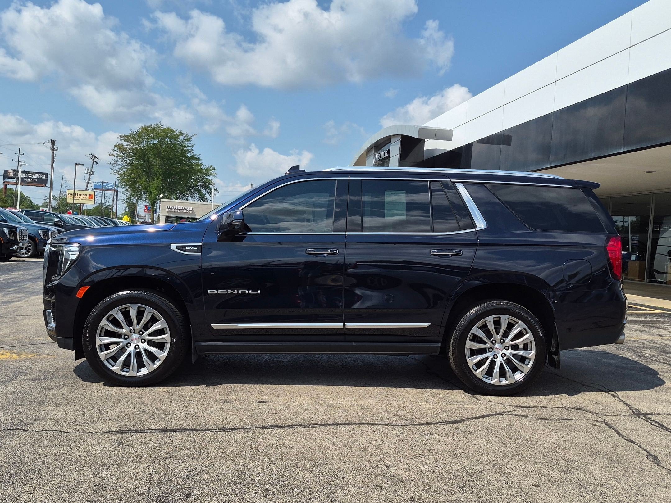 2022 GMC Yukon Denali