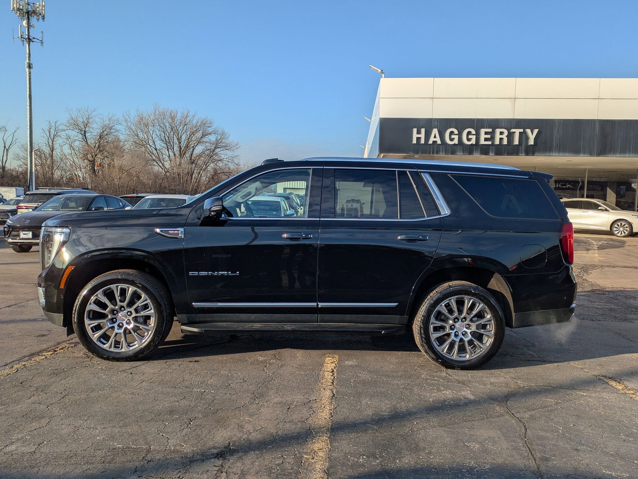 2025 GMC Yukon Denali