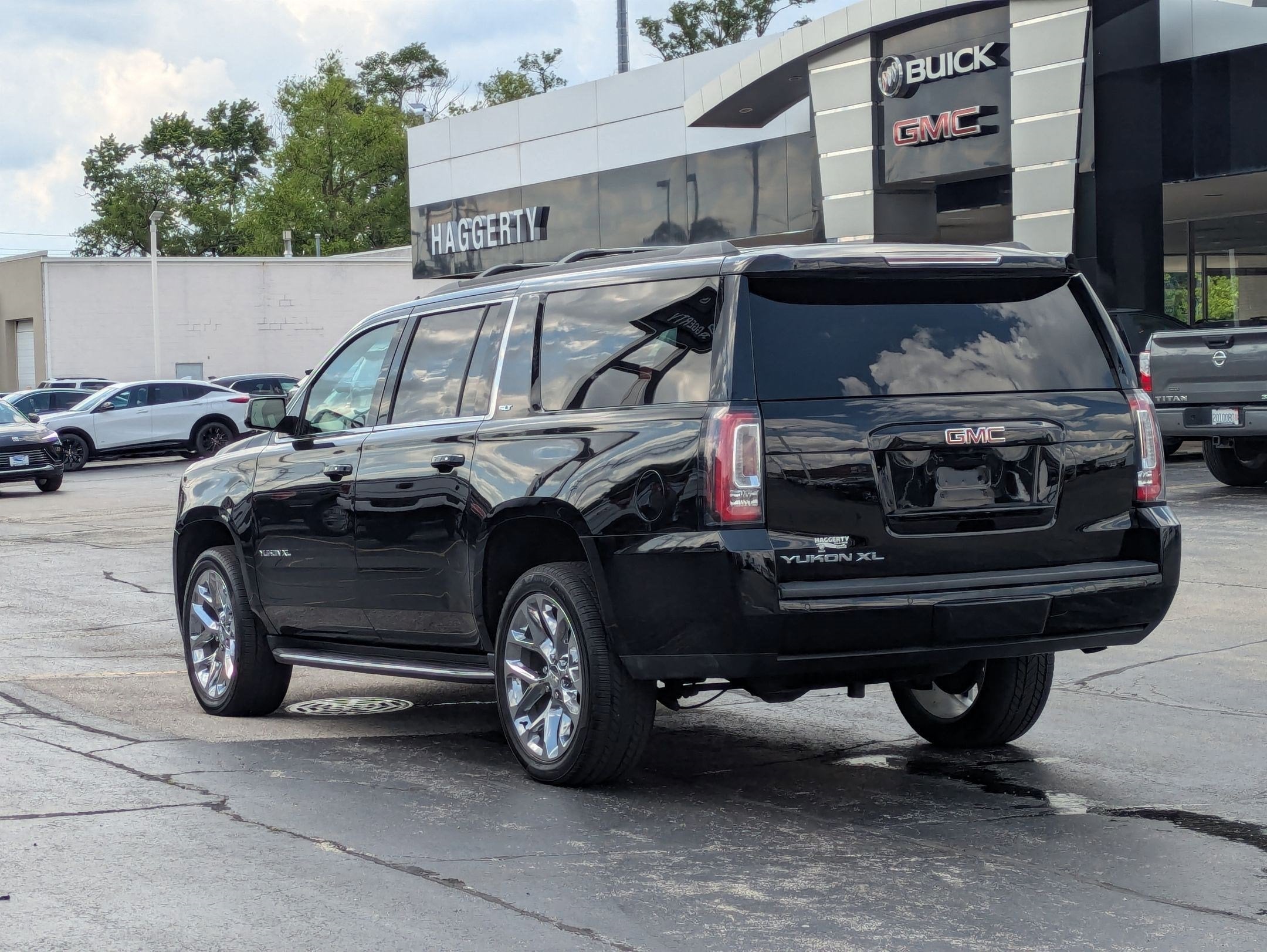 2019 GMC Yukon XL SLT