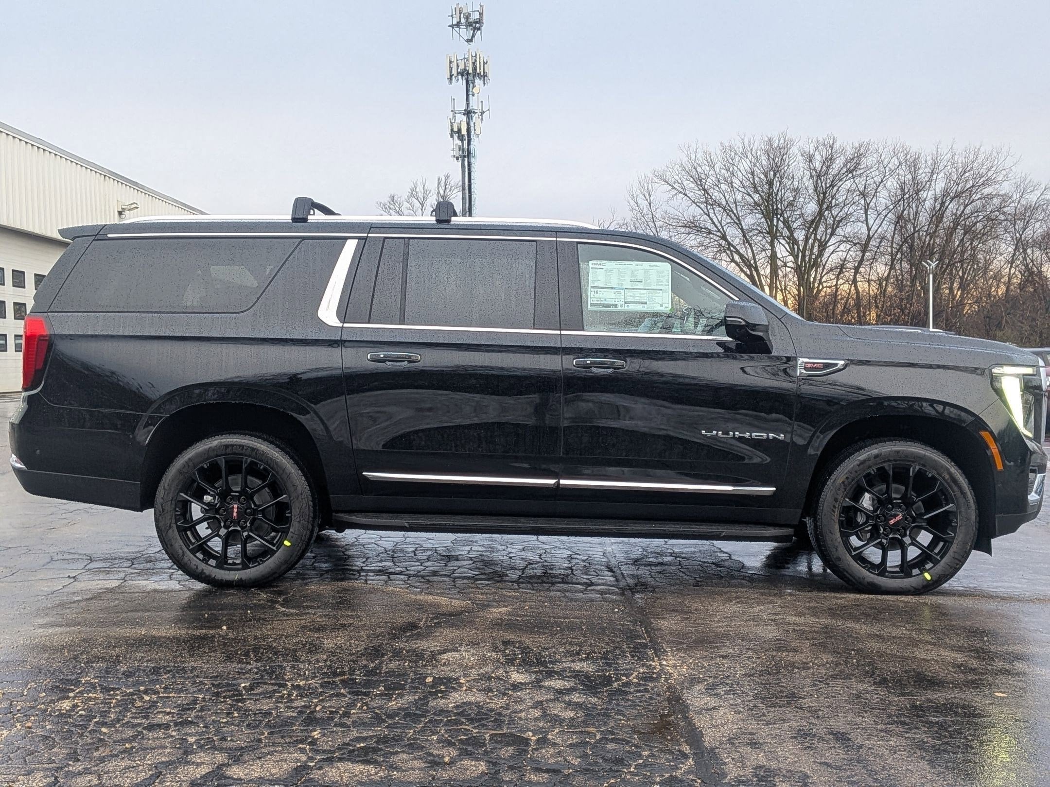 2026 GMC Yukon XL Elevation