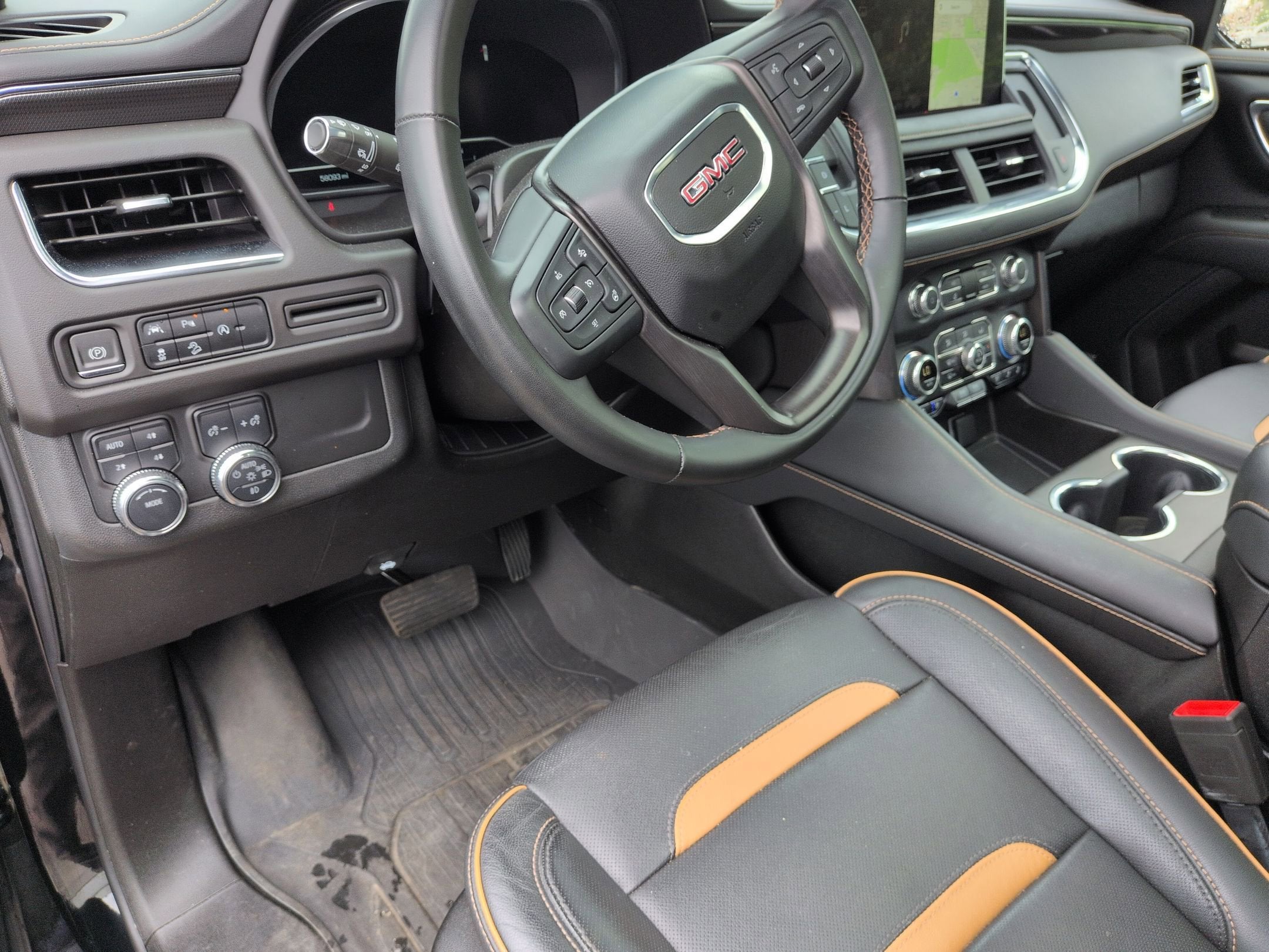 2023 GMC Yukon XL AT4