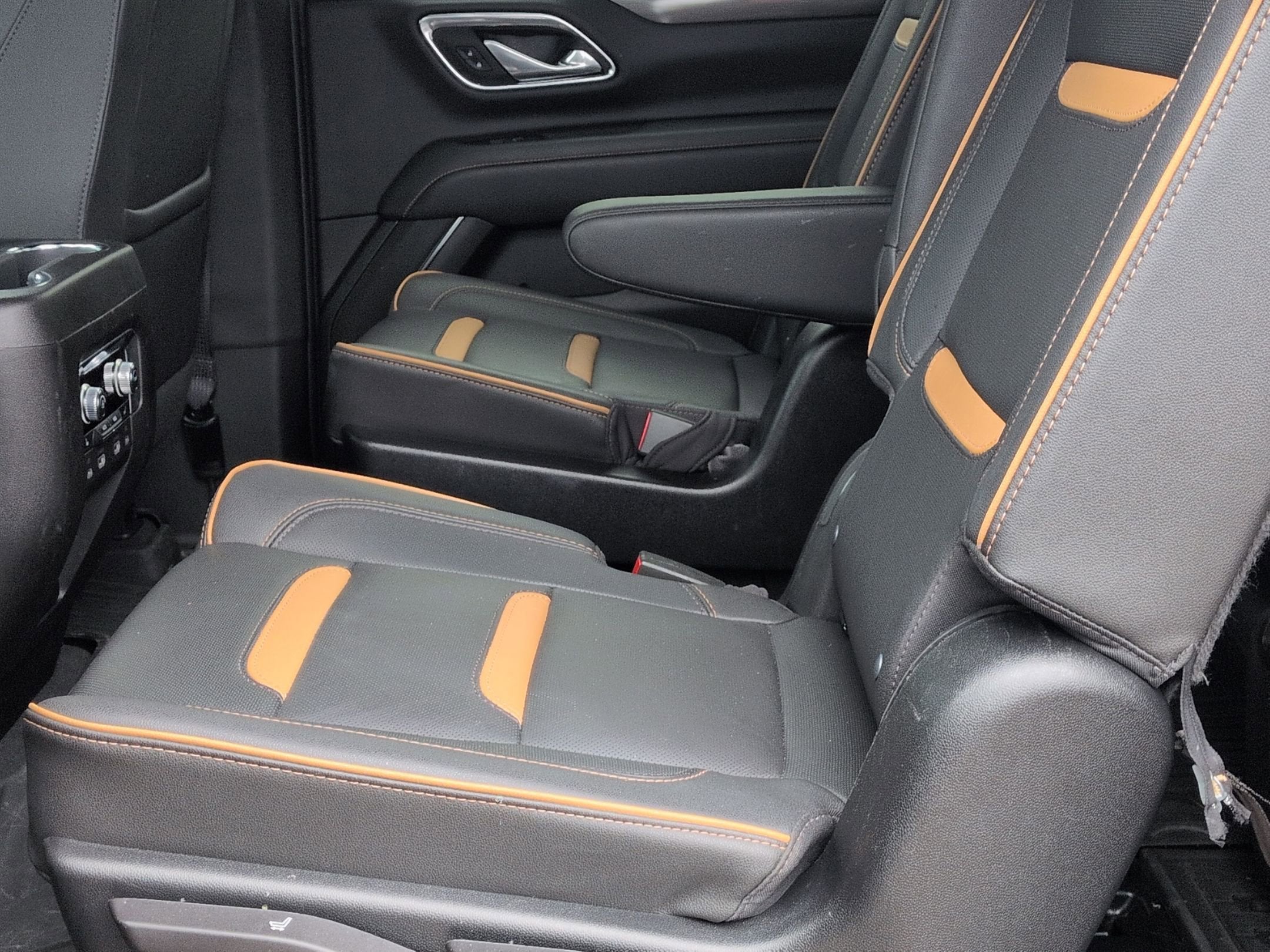 2023 GMC Yukon XL AT4