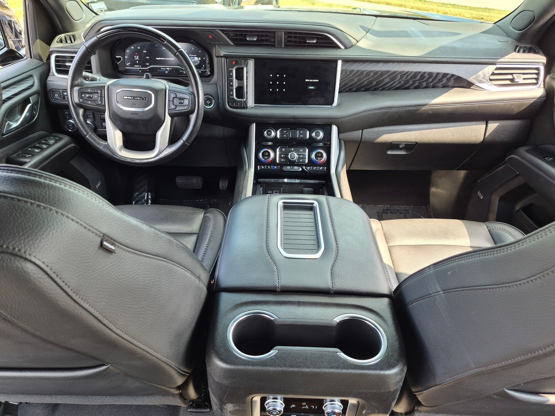 2023 GMC Yukon XL Denali