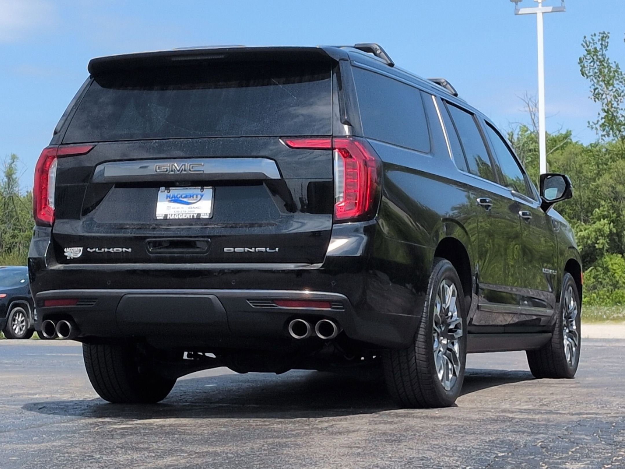 2023 GMC Yukon XL Denali Ultimate