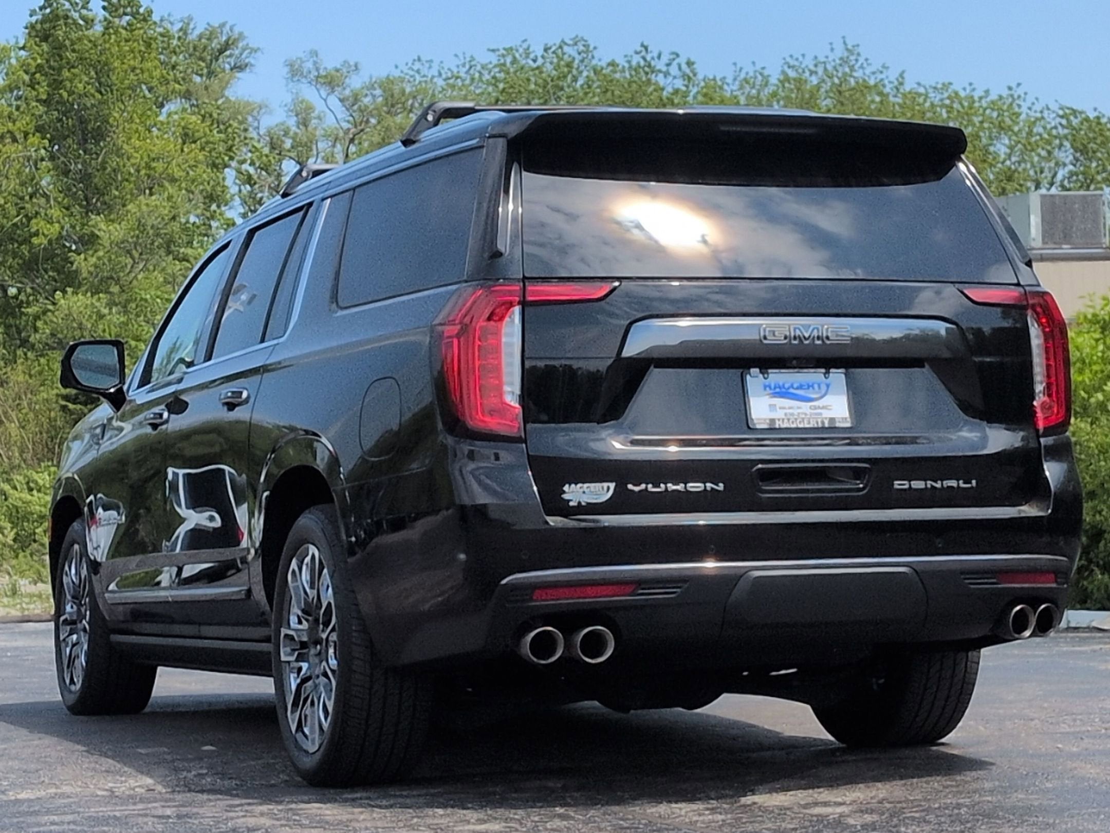 2023 GMC Yukon XL Denali Ultimate