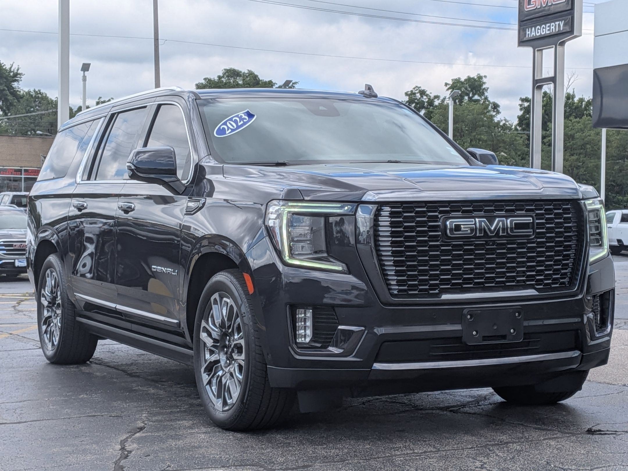 2023 GMC Yukon XL Denali Ultimate