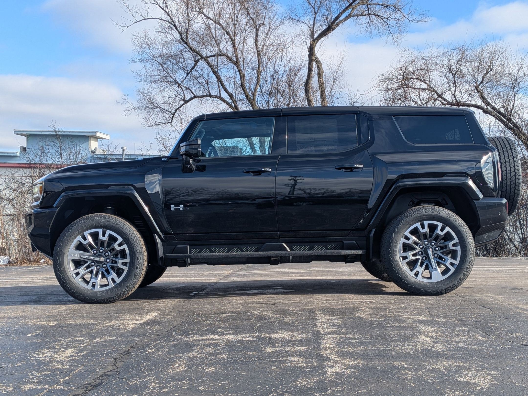 2026 GMC HUMMER EV SUV 2X