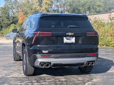 2024 Chevrolet Traverse LT
