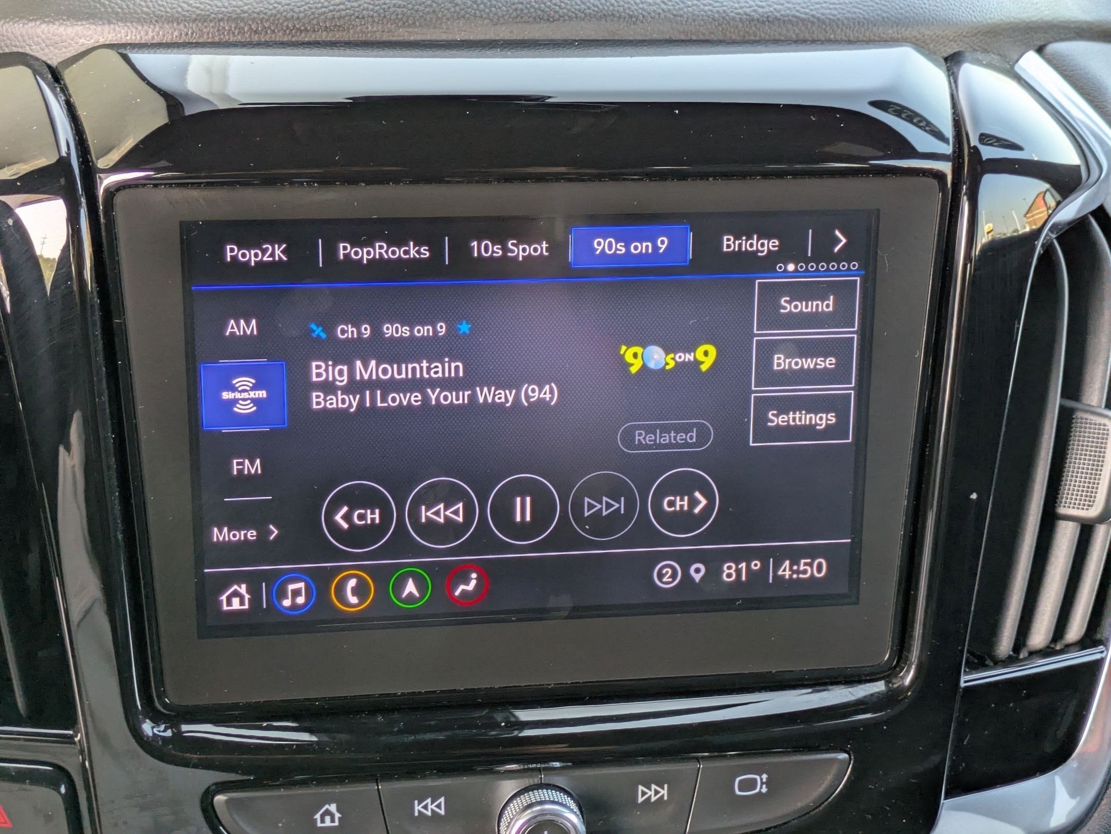 2022 Chevrolet Traverse RS