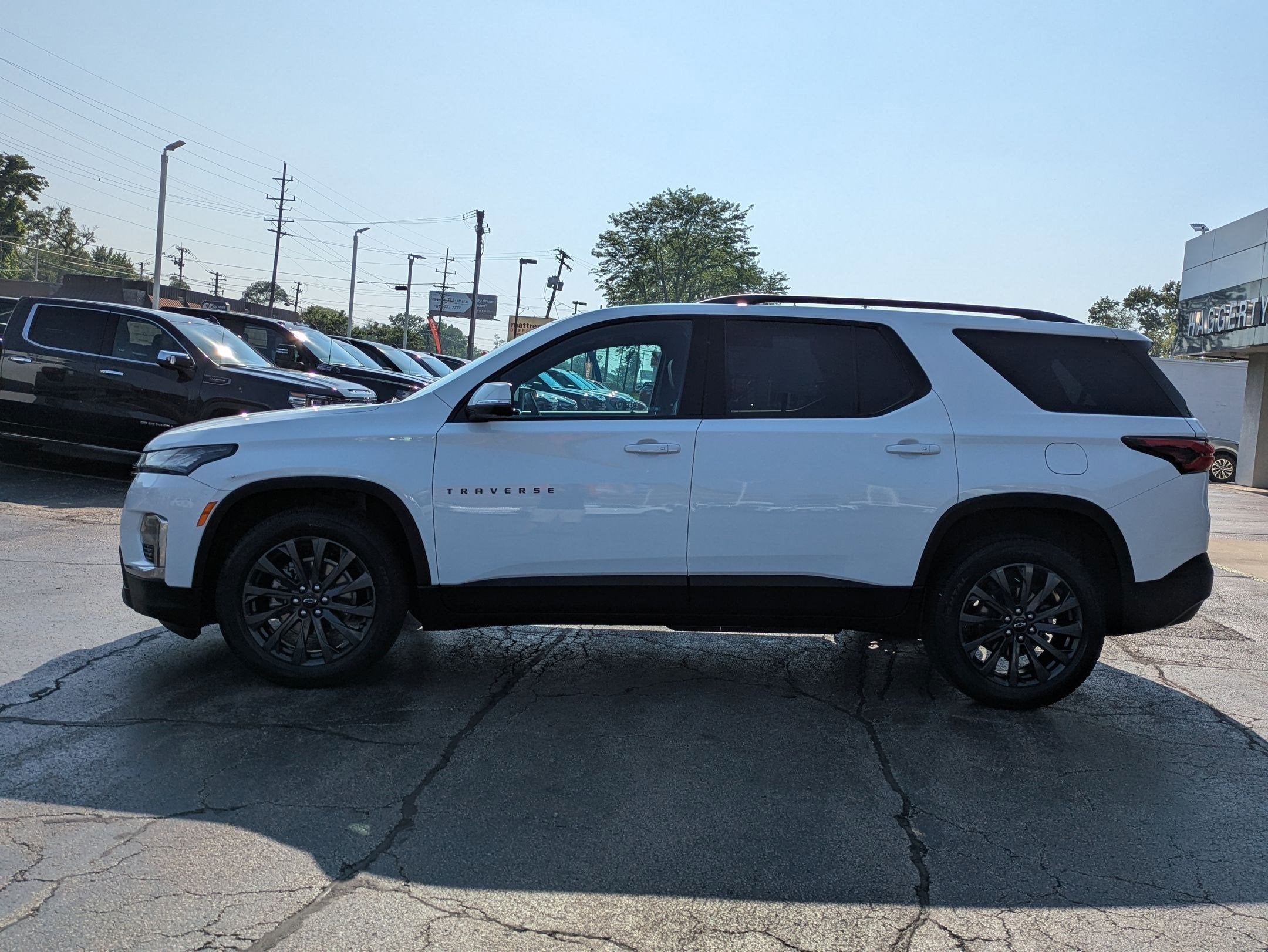 2022 Chevrolet Traverse RS