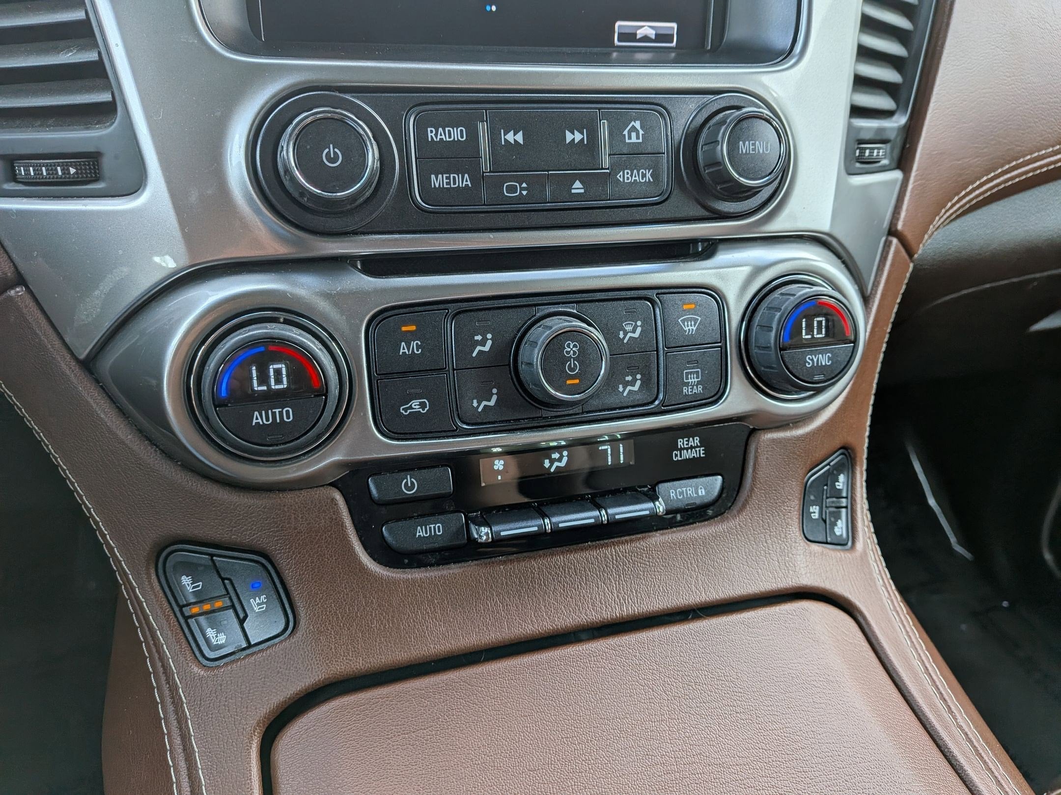 2016 Chevrolet Suburban LTZ