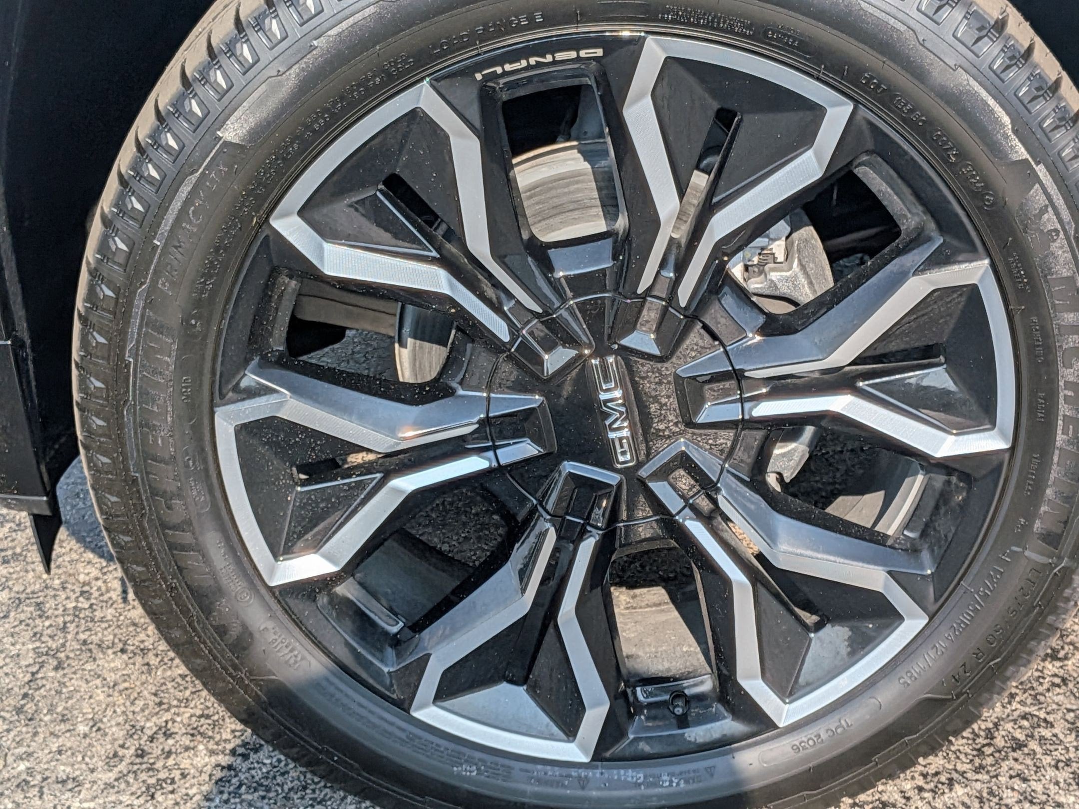 2025 GMC Sierra EV Extended Range Denali