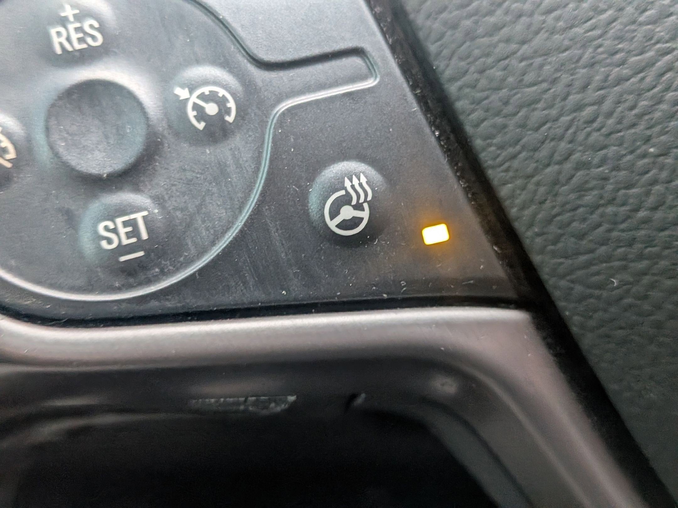 2022 GMC Canyon AT4 - Leather