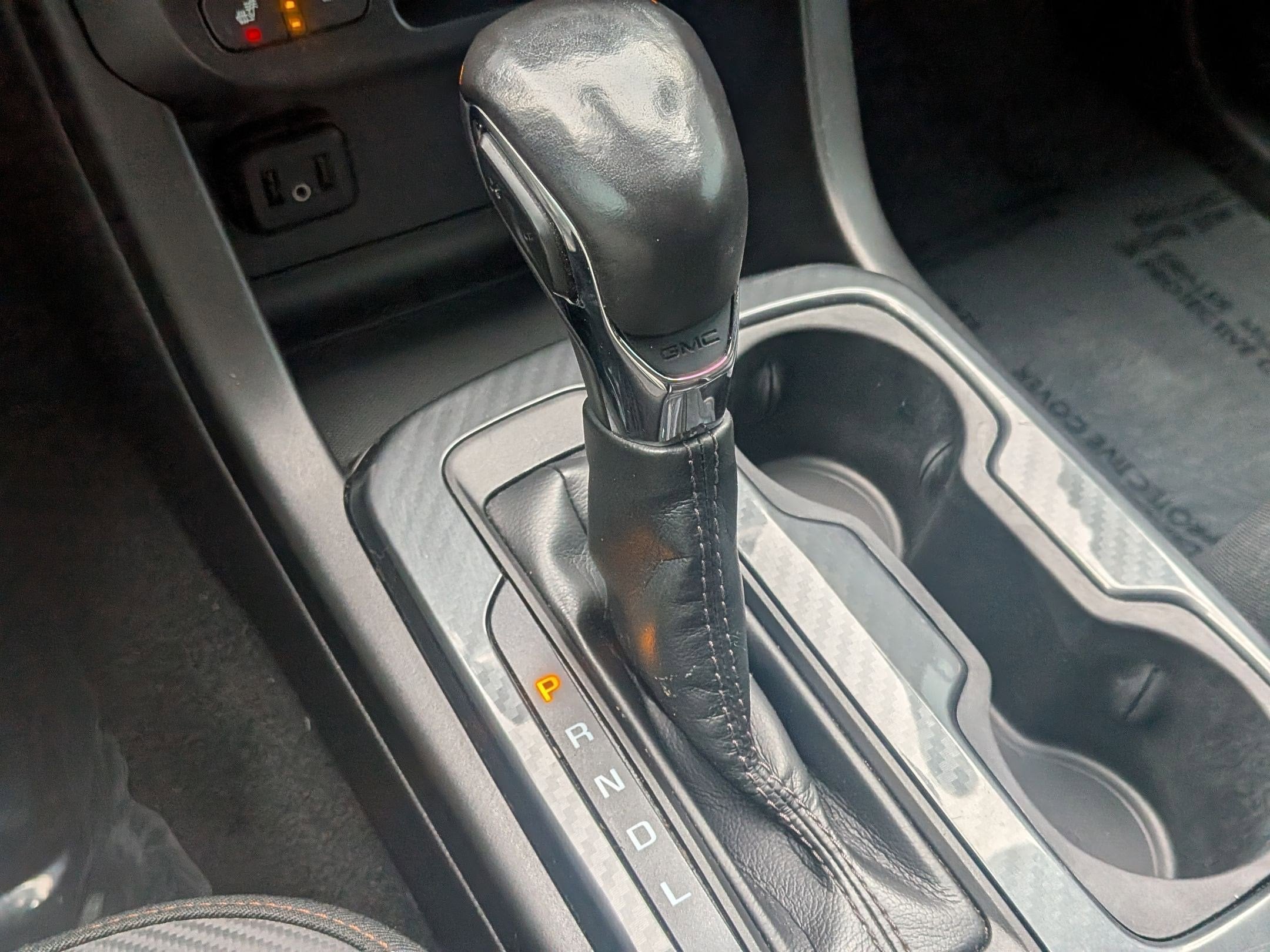 2022 GMC Canyon AT4 - Leather