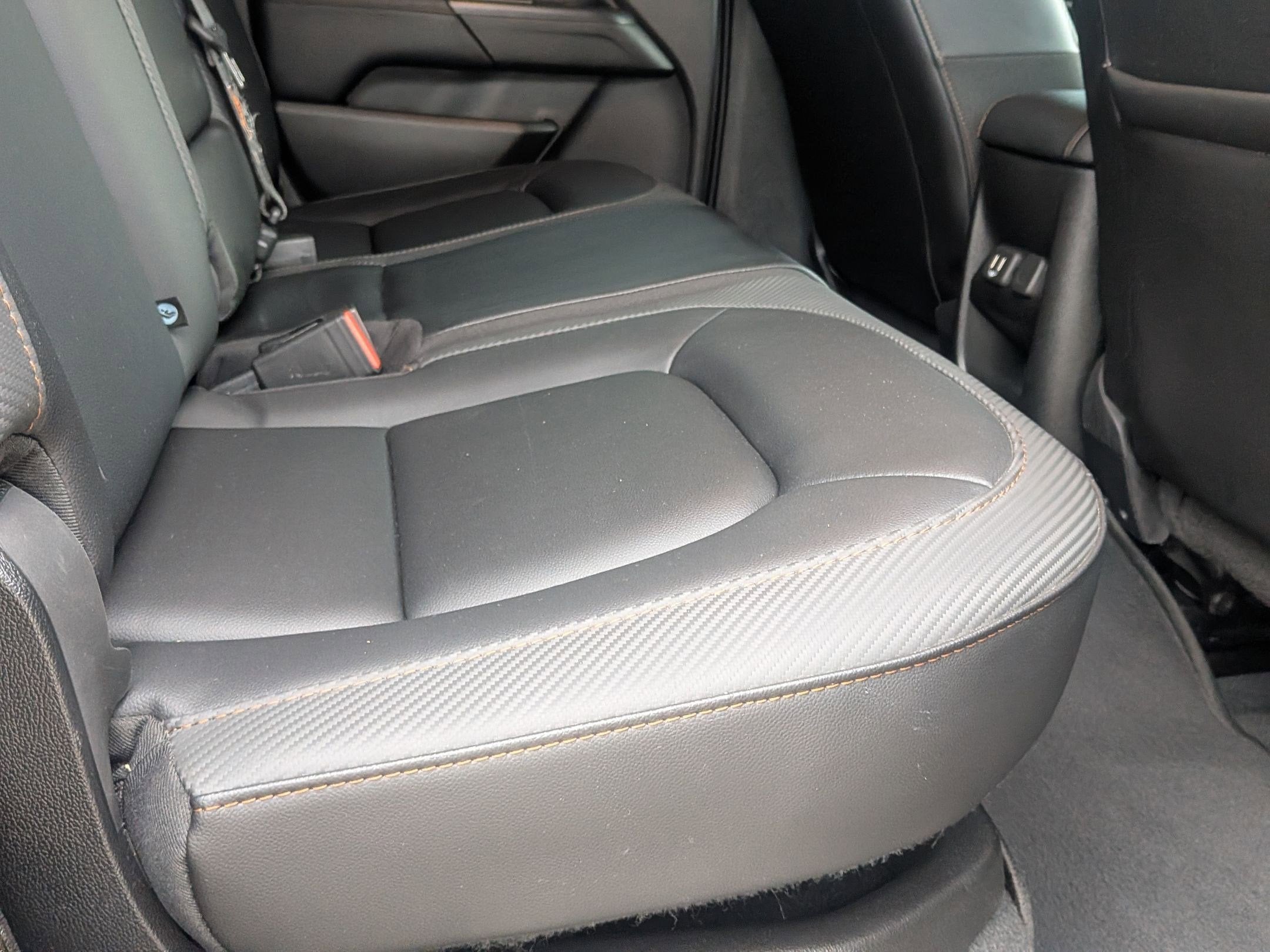 2022 GMC Canyon AT4 - Leather