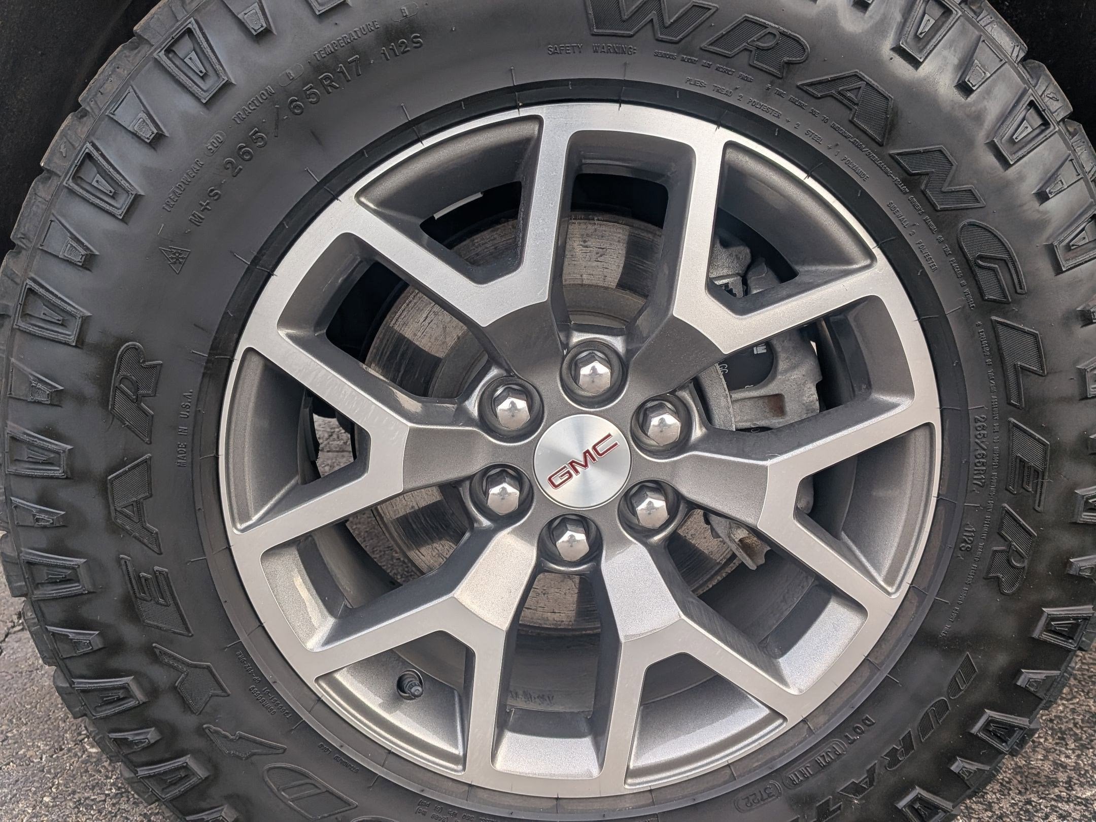 2022 GMC Canyon AT4 - Leather