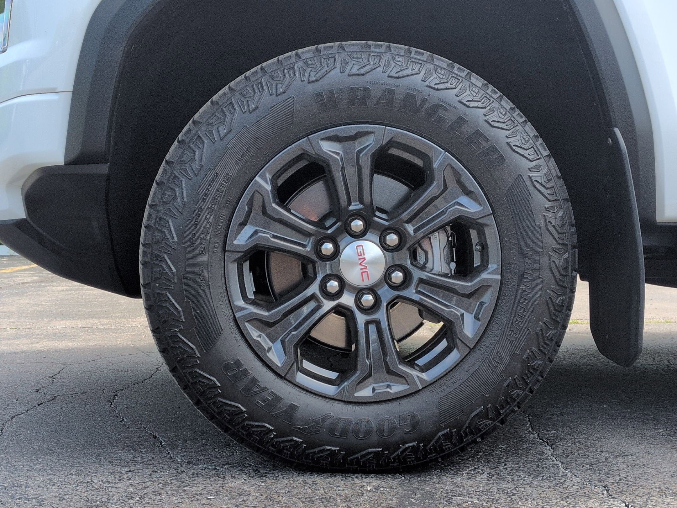 2024 GMC Canyon Elevation