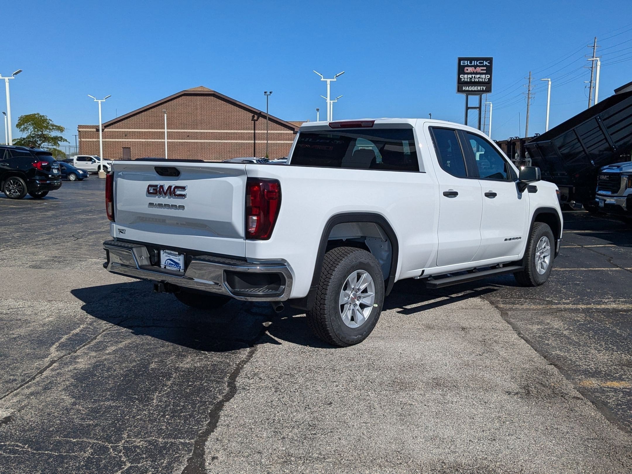 2024 GMC Sierra 1500 Pro