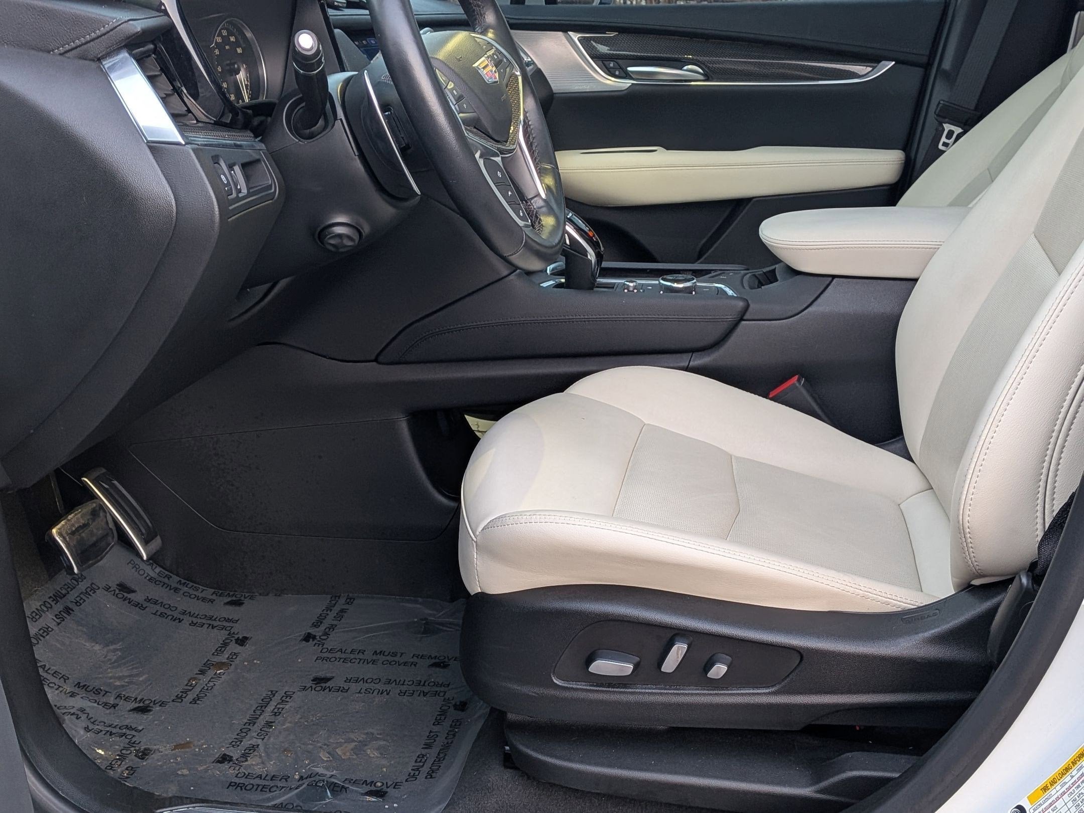 2023 Cadillac XT5 Sport