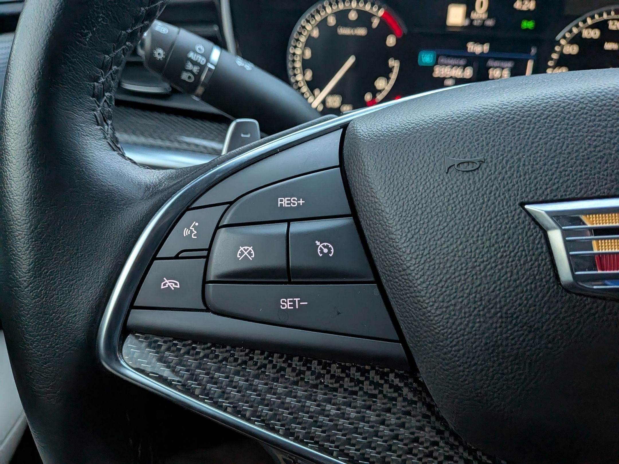 2023 Cadillac XT5 Sport