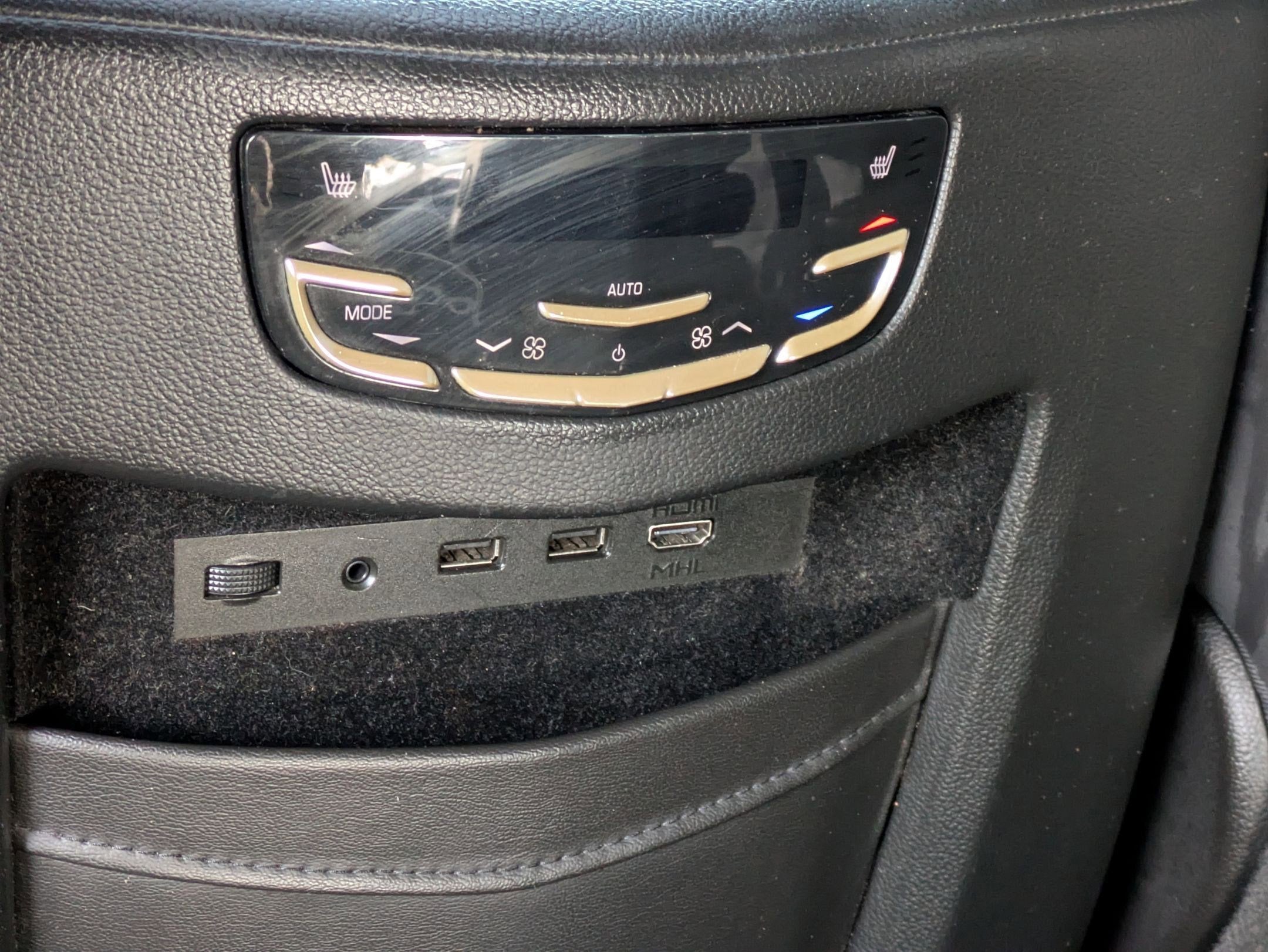 2018 Cadillac Escalade Premium Luxury