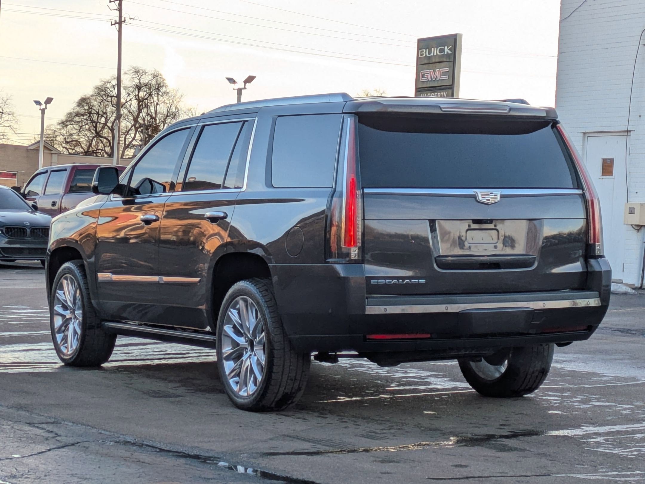 2018 Cadillac Escalade Premium Luxury