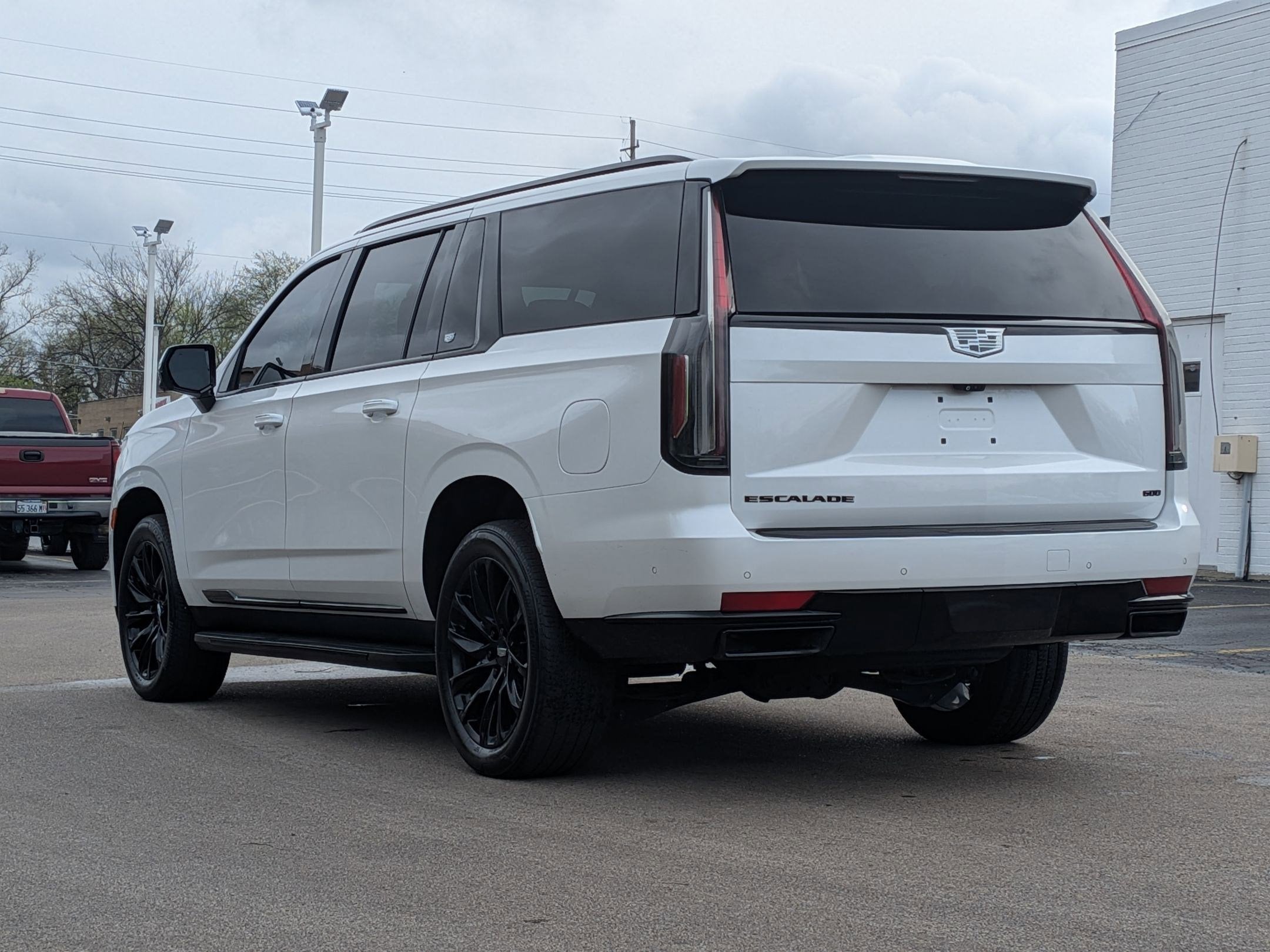 2023 Cadillac Escalade ESV Sport