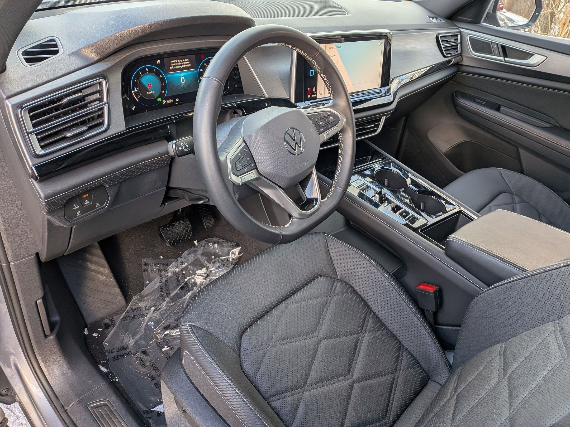 2024 Volkswagen Atlas Cross Sport 2.0T SE w/Technology