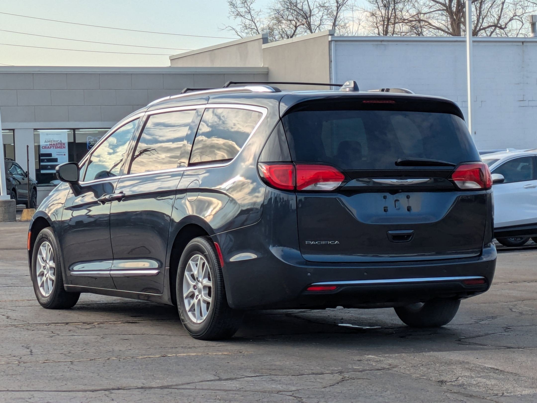 2020 Chrysler Pacifica Touring L