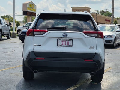 2021 Toyota RAV4 Hybrid XLE
