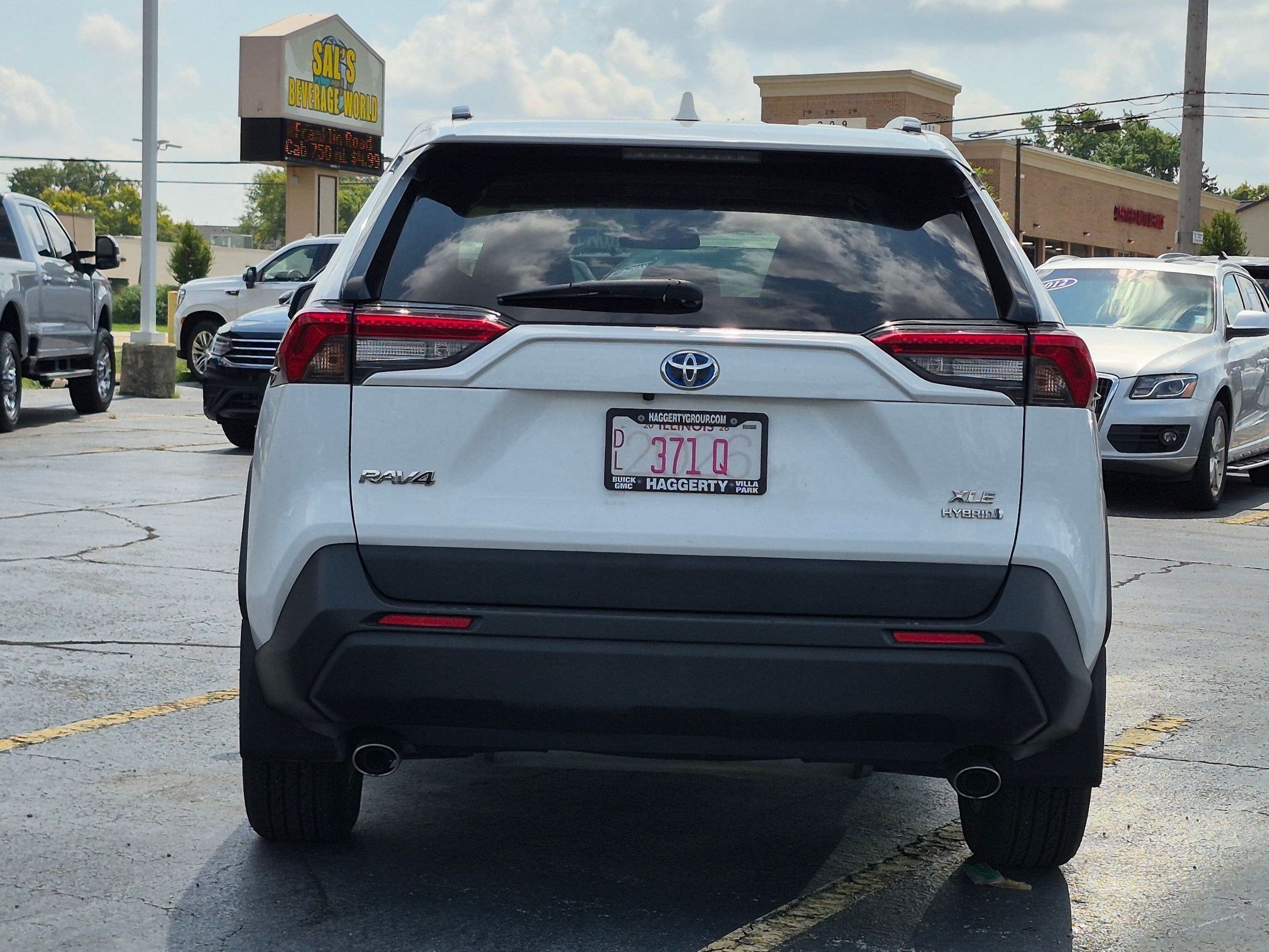 2021 Toyota RAV4 Hybrid XLE
