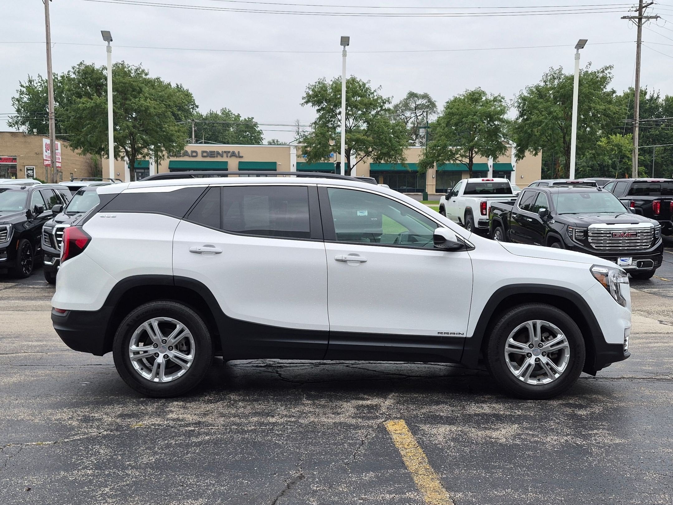 2023 GMC Terrain SLE