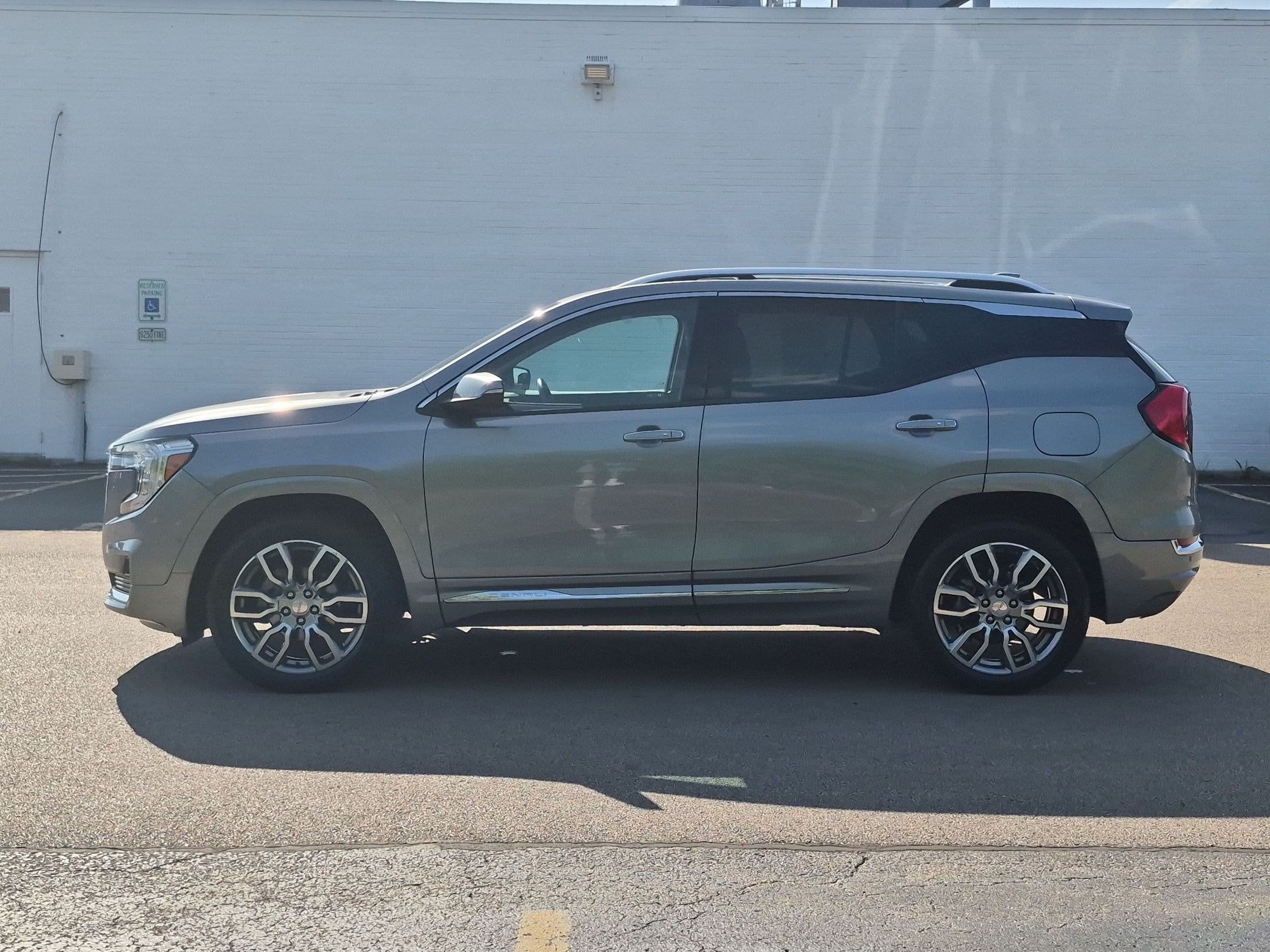 2023 GMC Terrain Denali