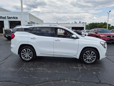 2023 GMC Terrain Denali