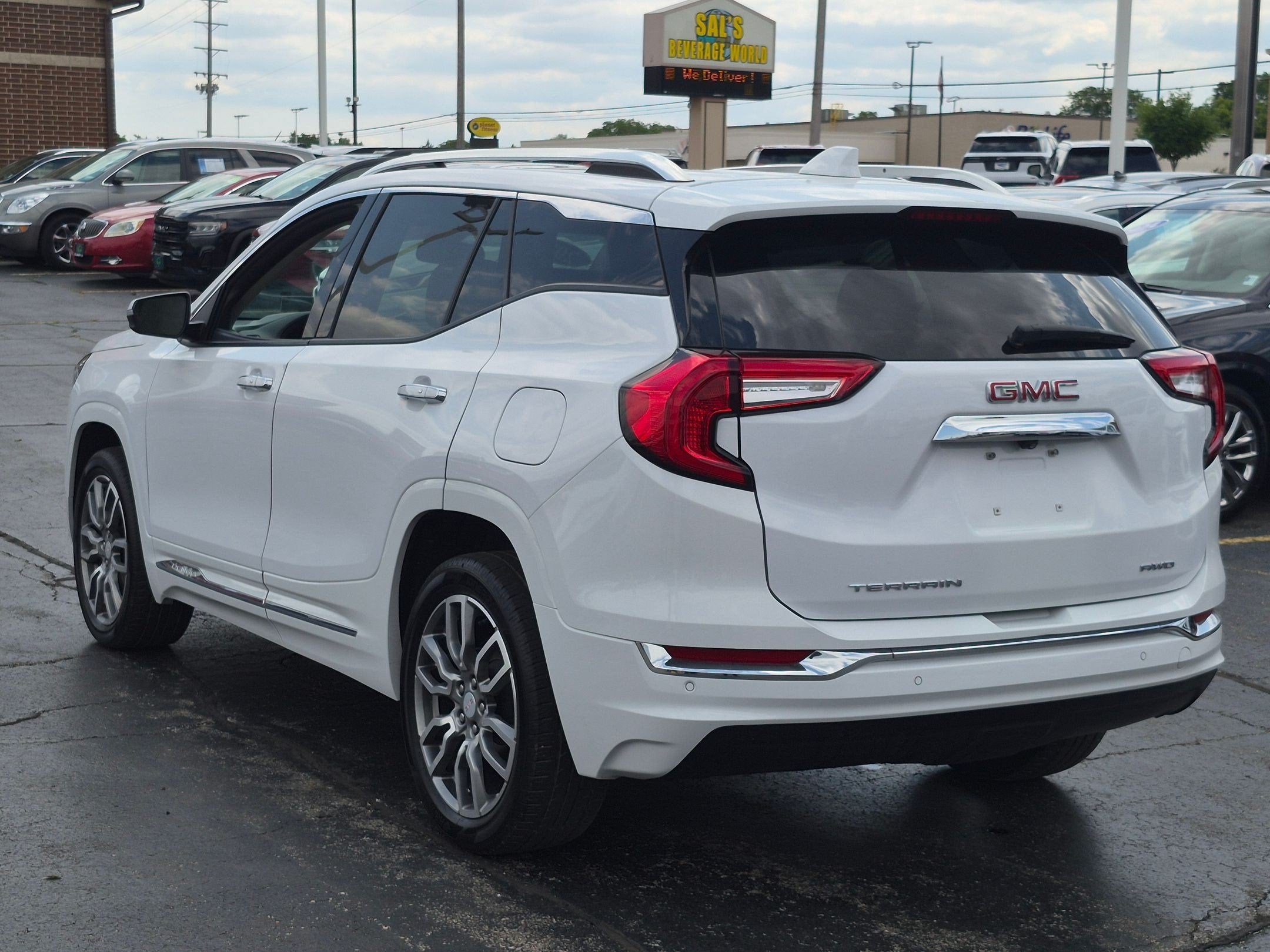 2023 GMC Terrain Denali